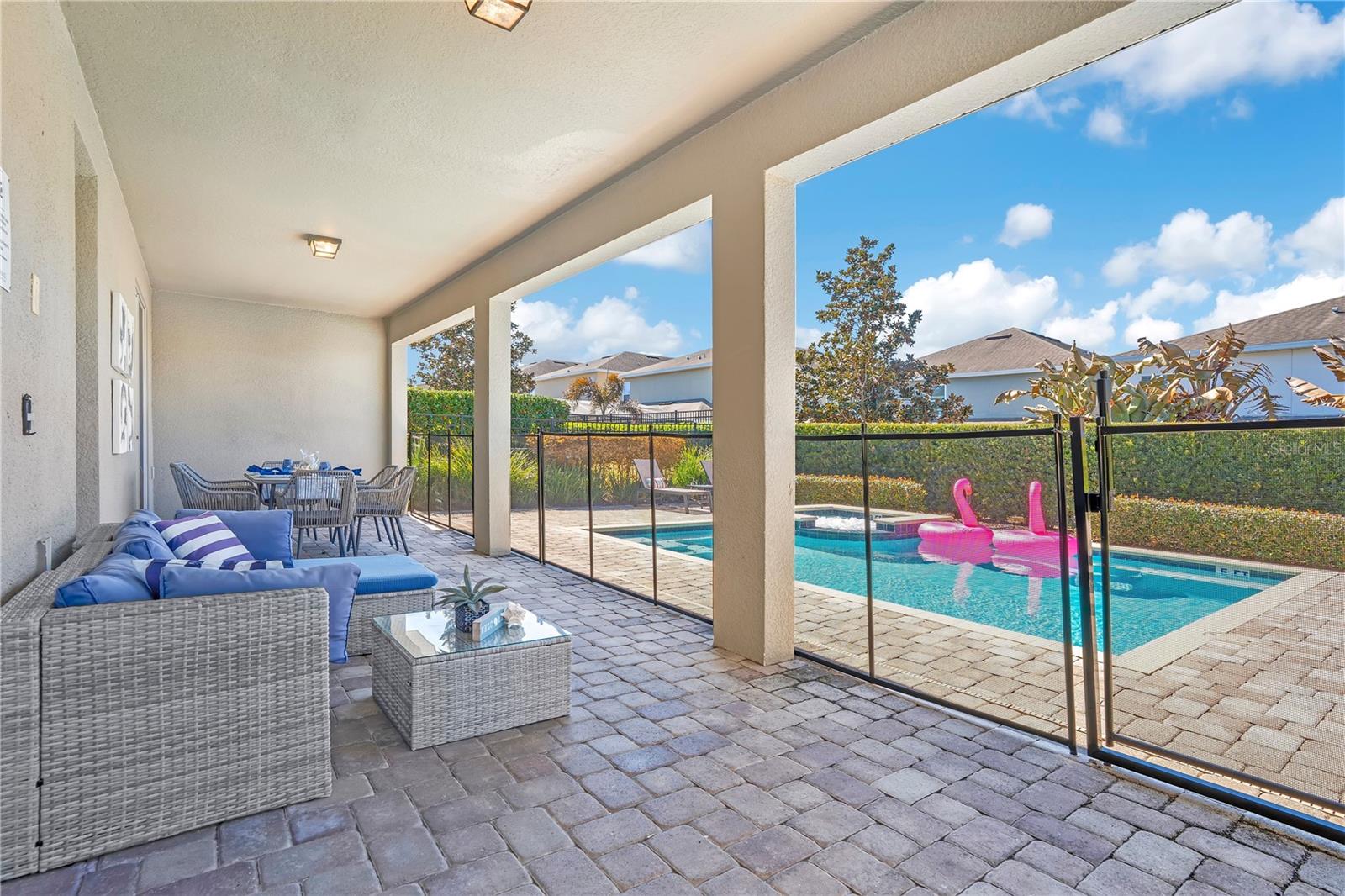 631 LASSO DR