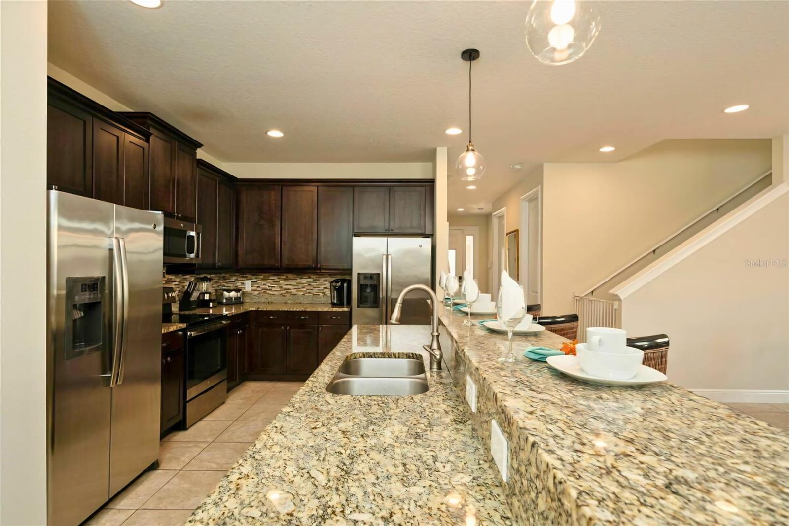 7657 WILMINGTON LOOP