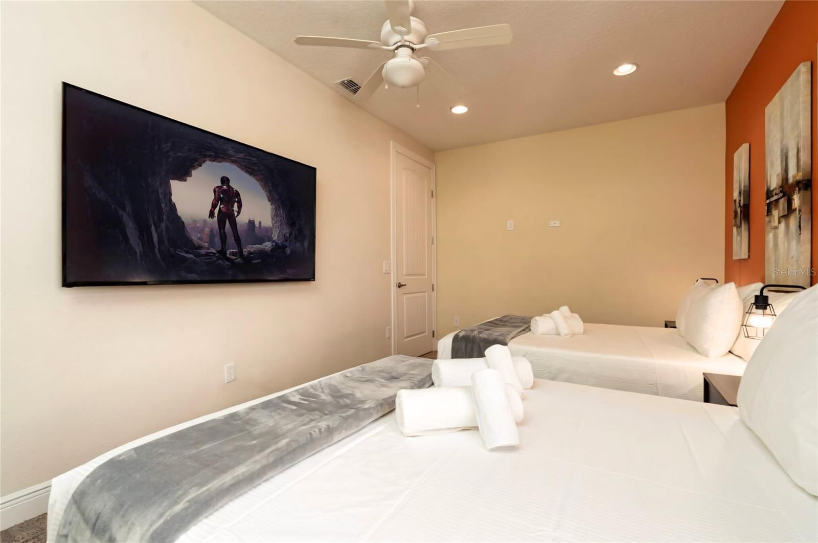 7657 WILMINGTON LOOP
