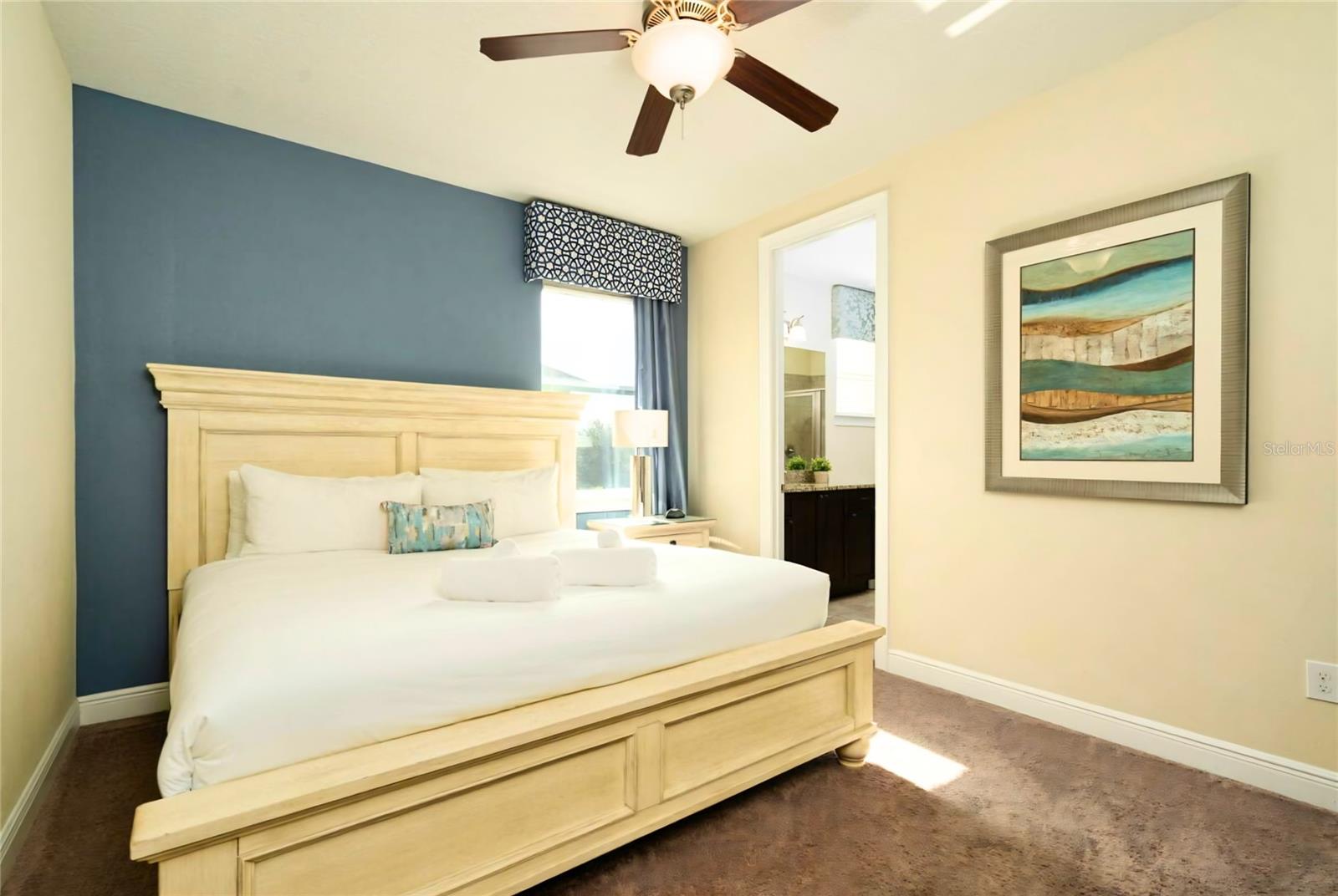 7657 WILMINGTON LOOP