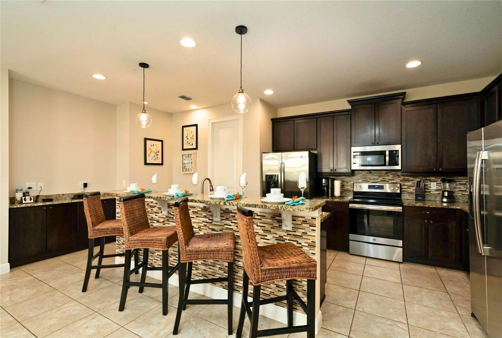 7657 WILMINGTON LOOP