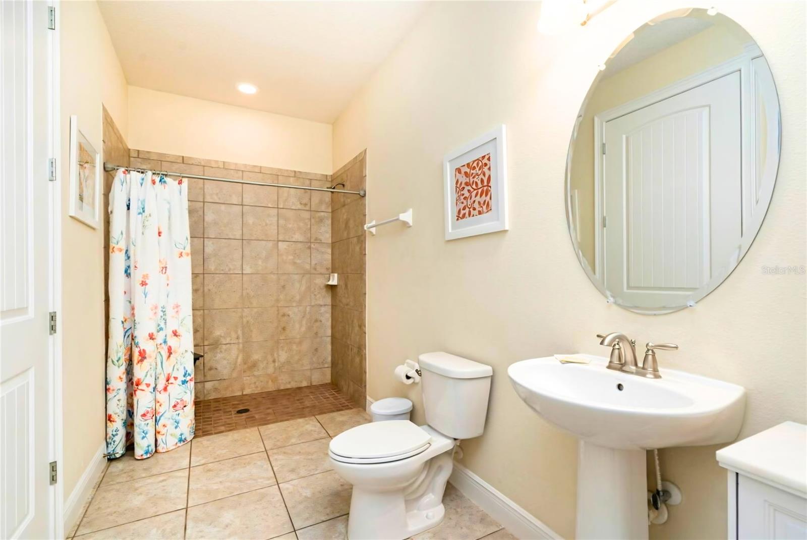 7657 WILMINGTON LOOP