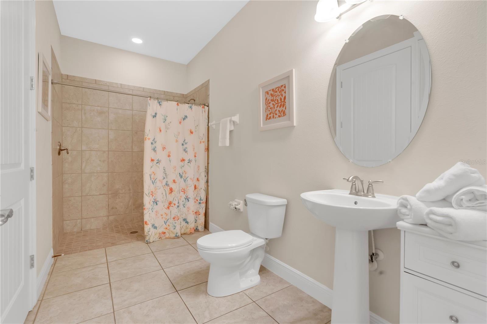 7657 WILMINGTON LOOP
