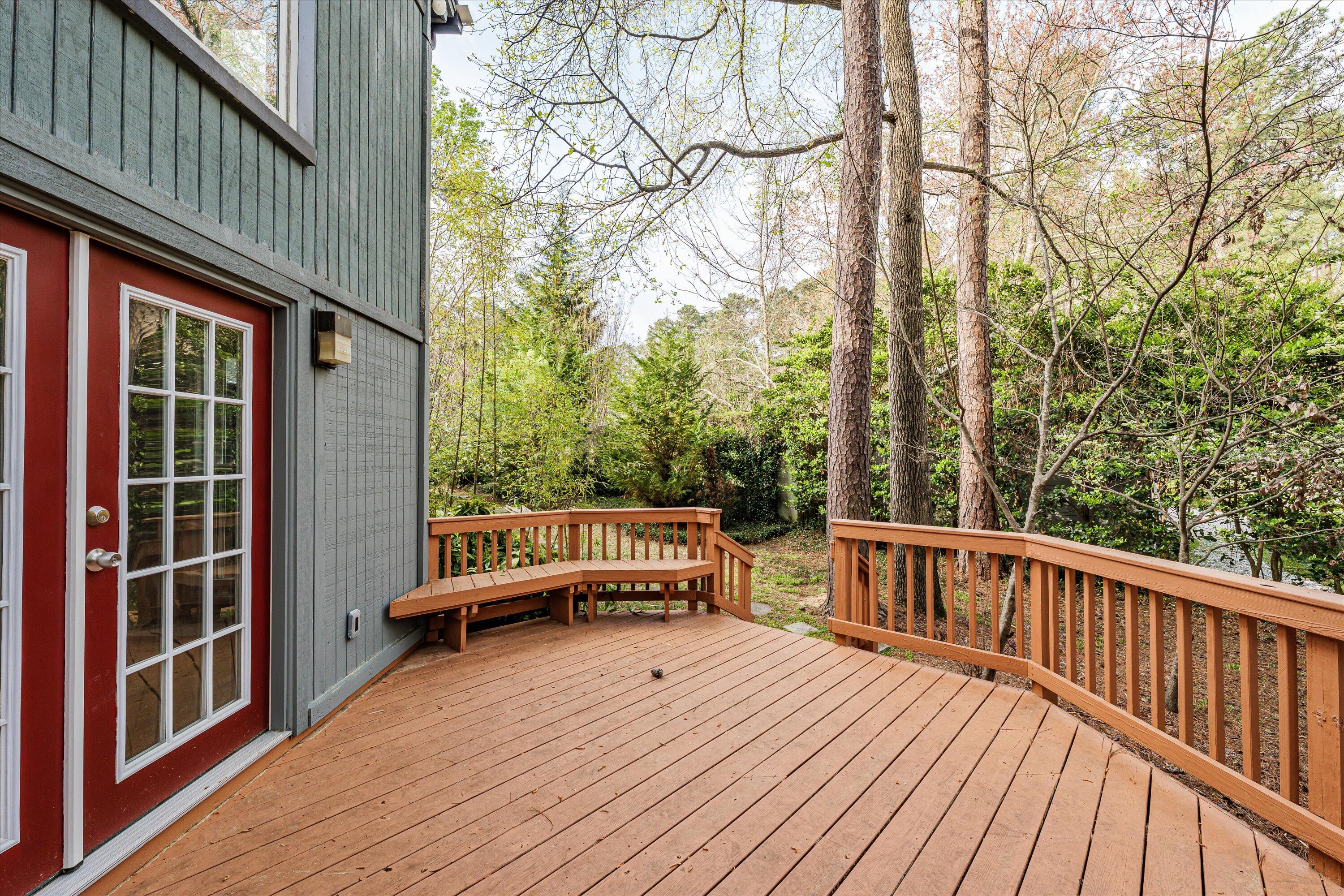 405 WAVERLY DRIVE