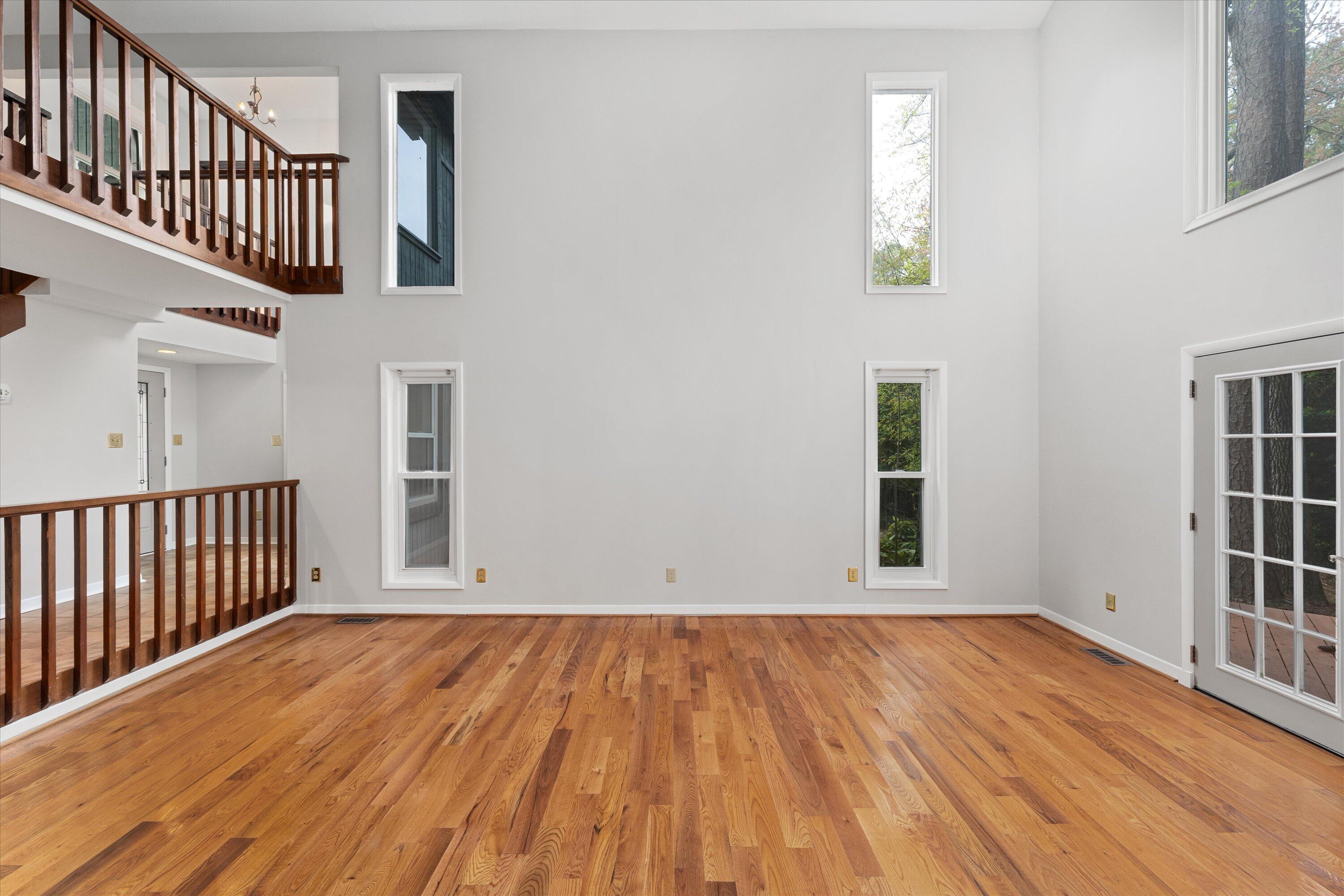405 WAVERLY DRIVE
