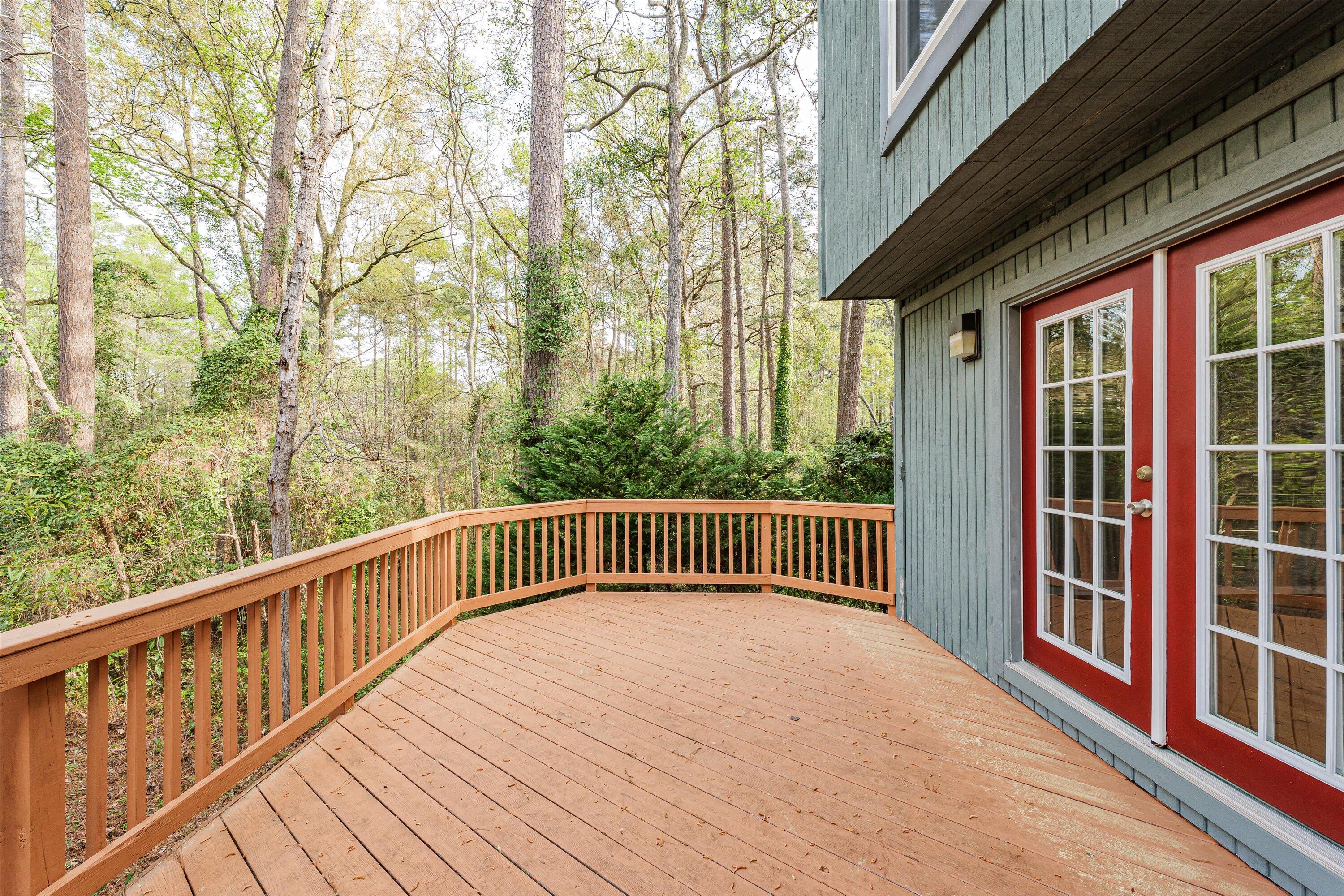 405 WAVERLY DRIVE