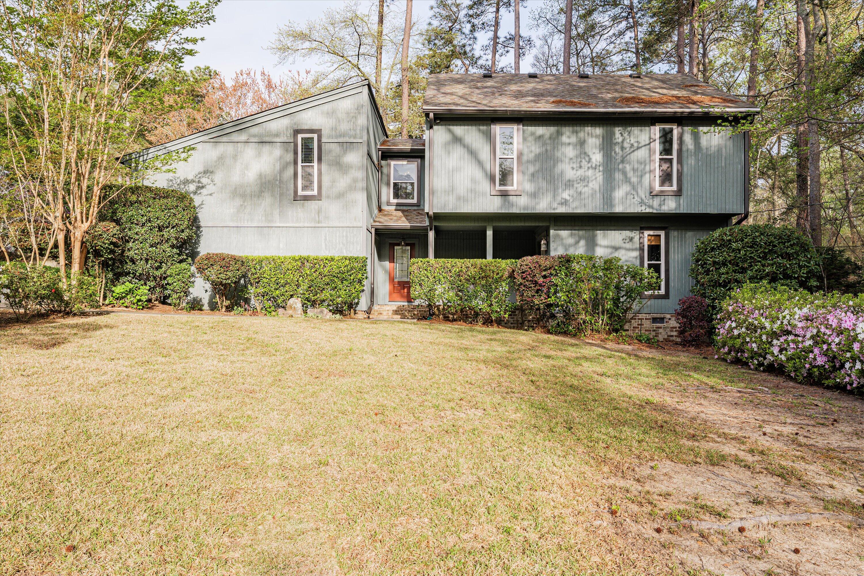 405 WAVERLY DRIVE