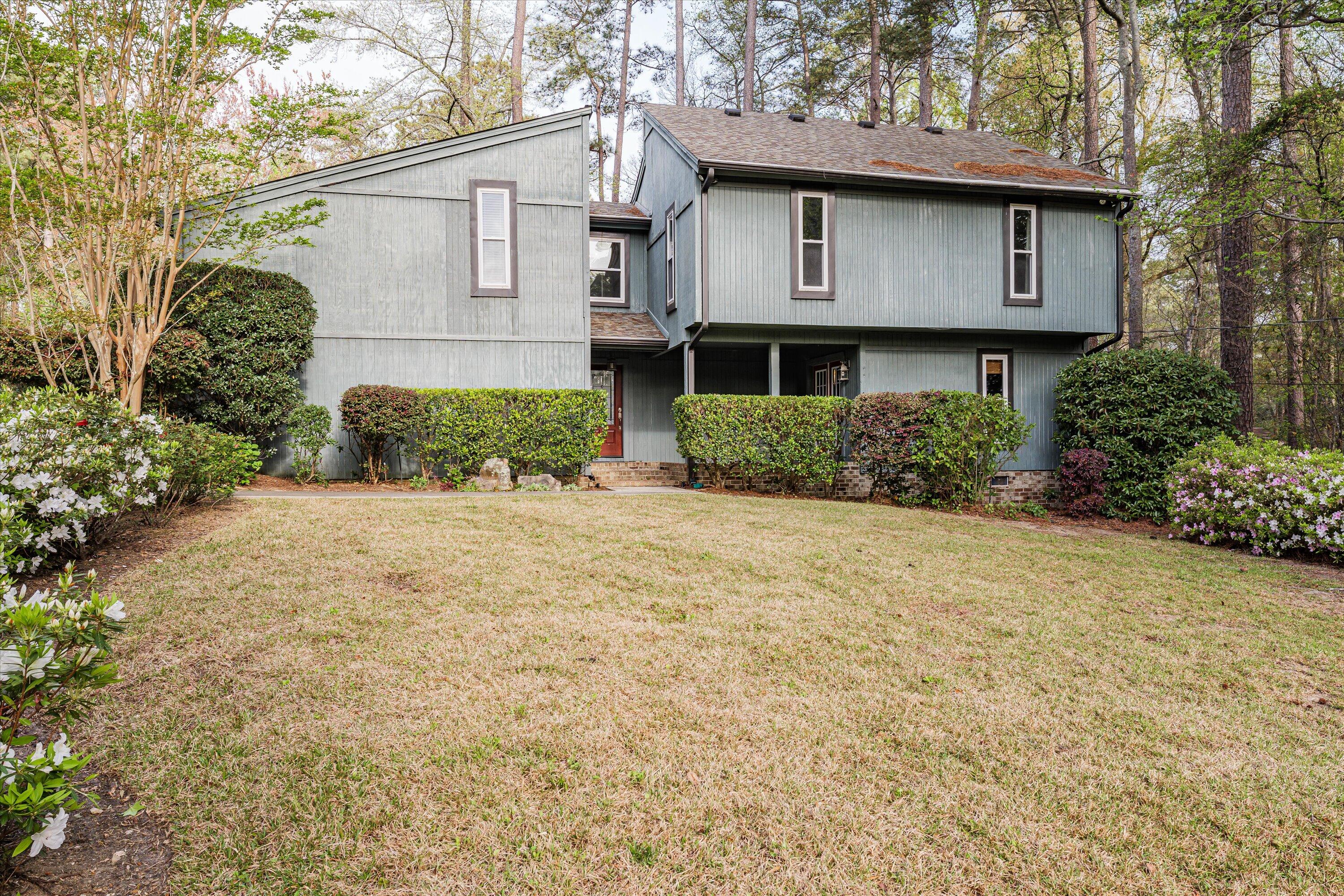 405 WAVERLY DRIVE