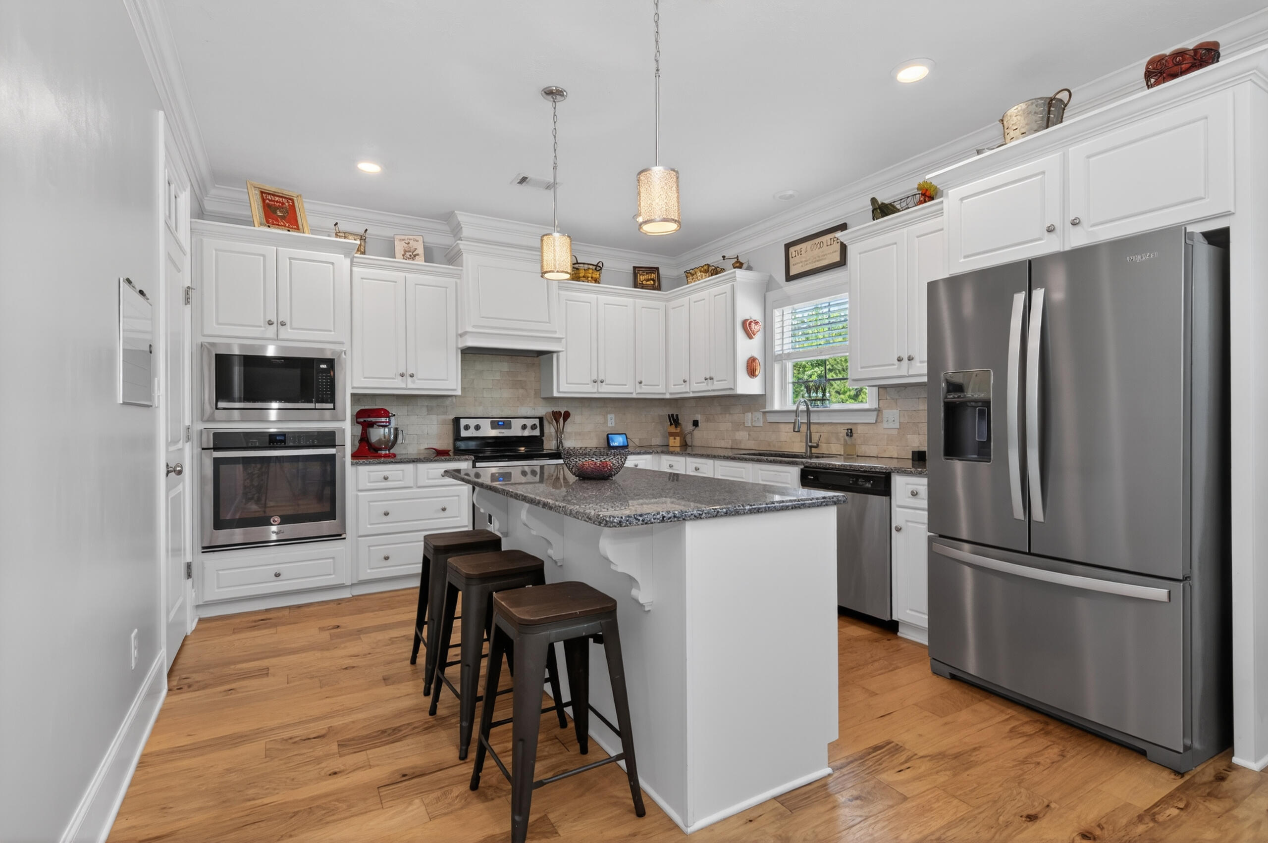 5126 Pickering Point