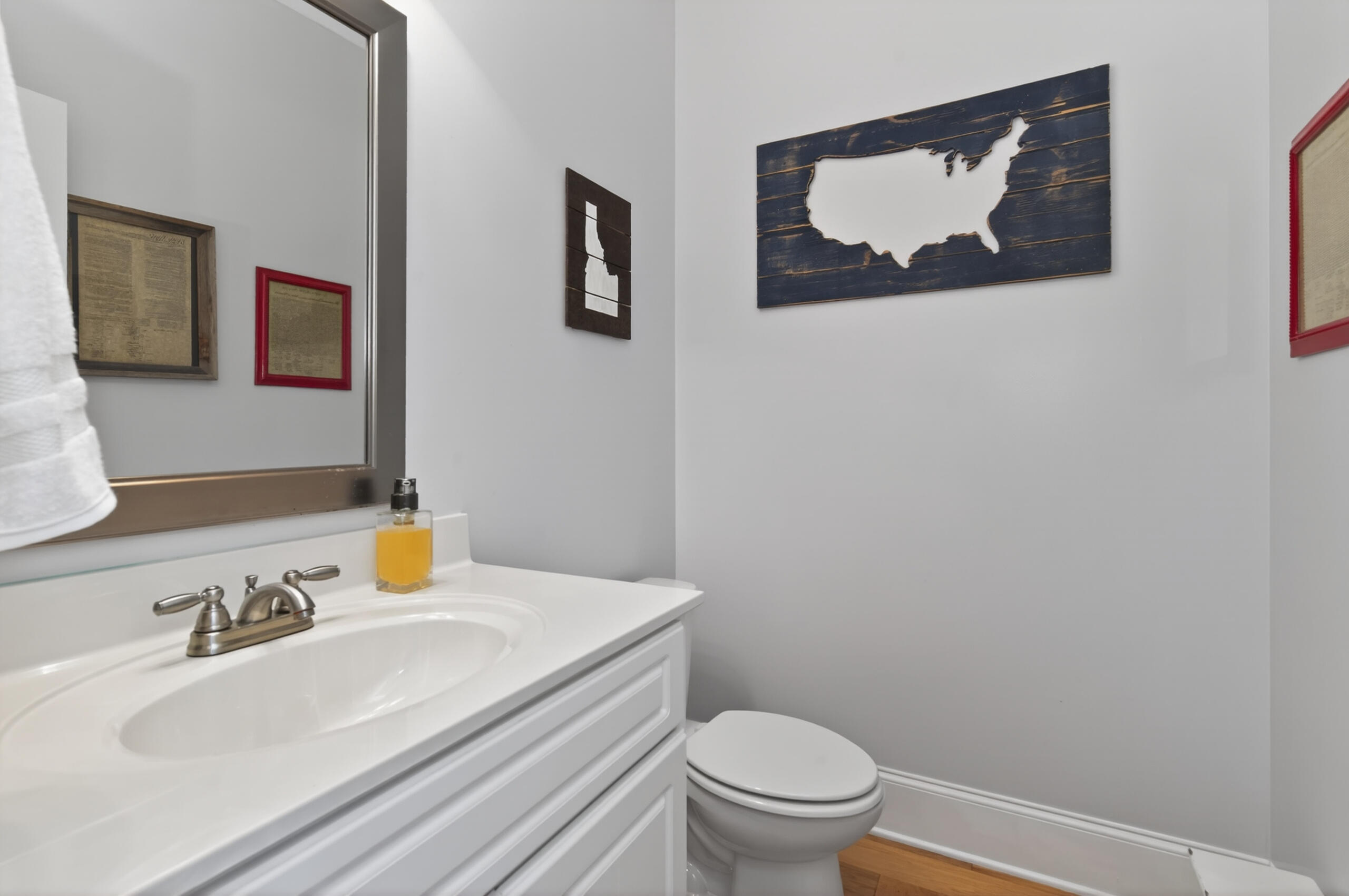 5126 Pickering Point