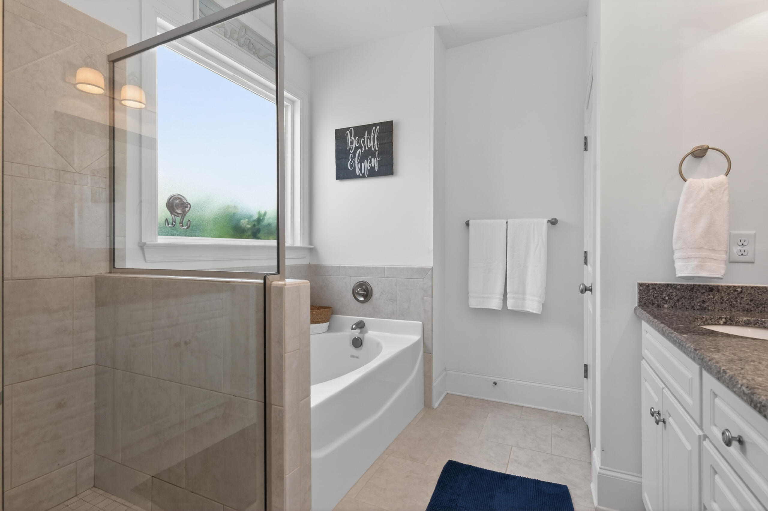 5126 Pickering Point