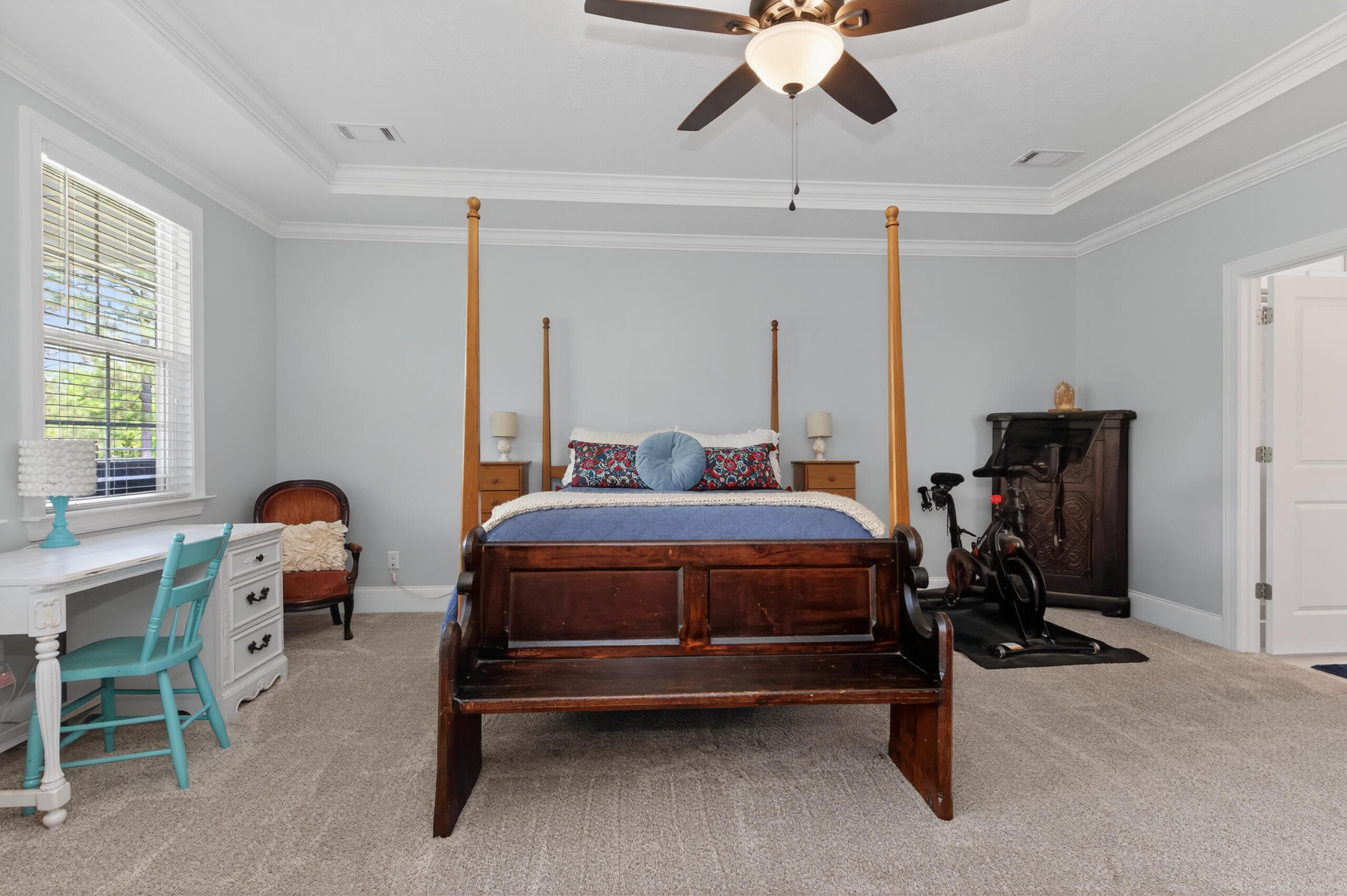 5126 Pickering Point