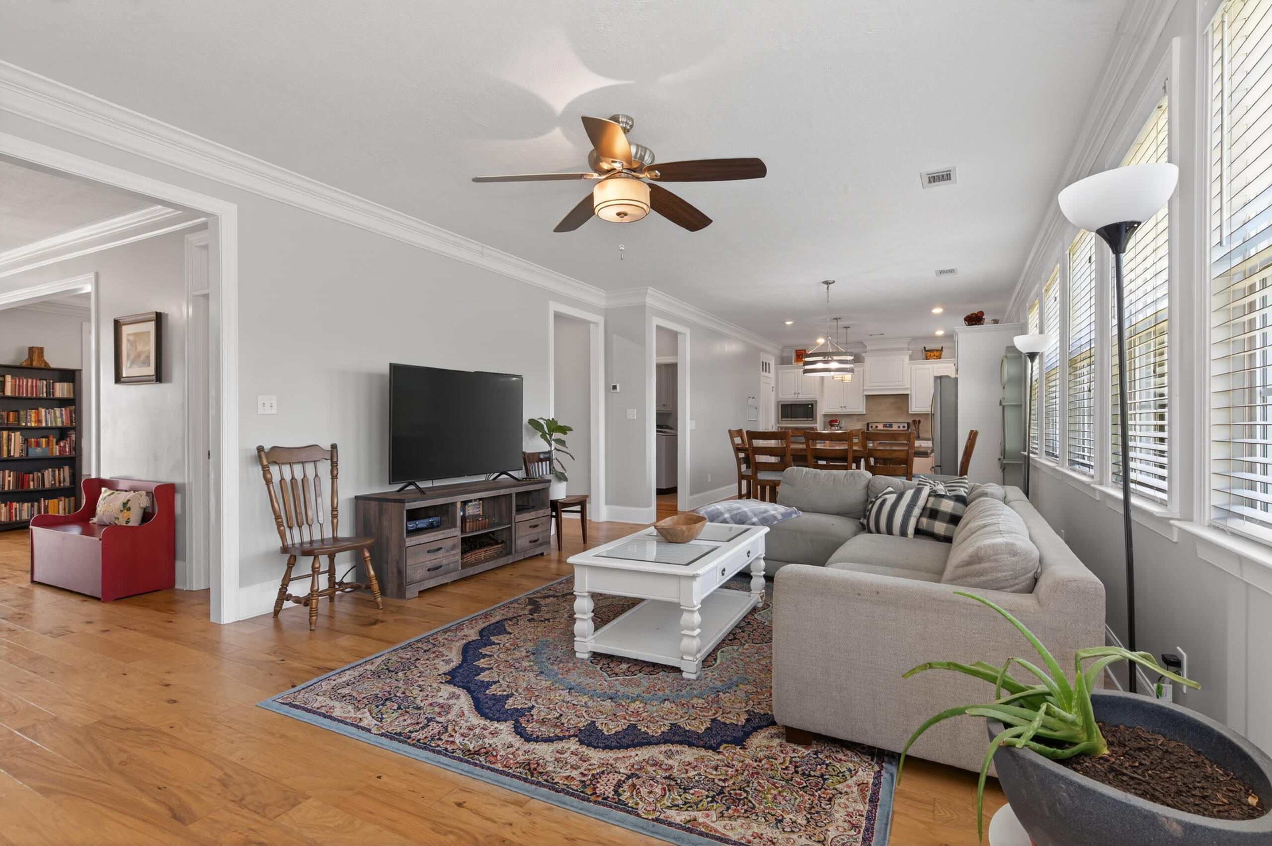 5126 Pickering Point