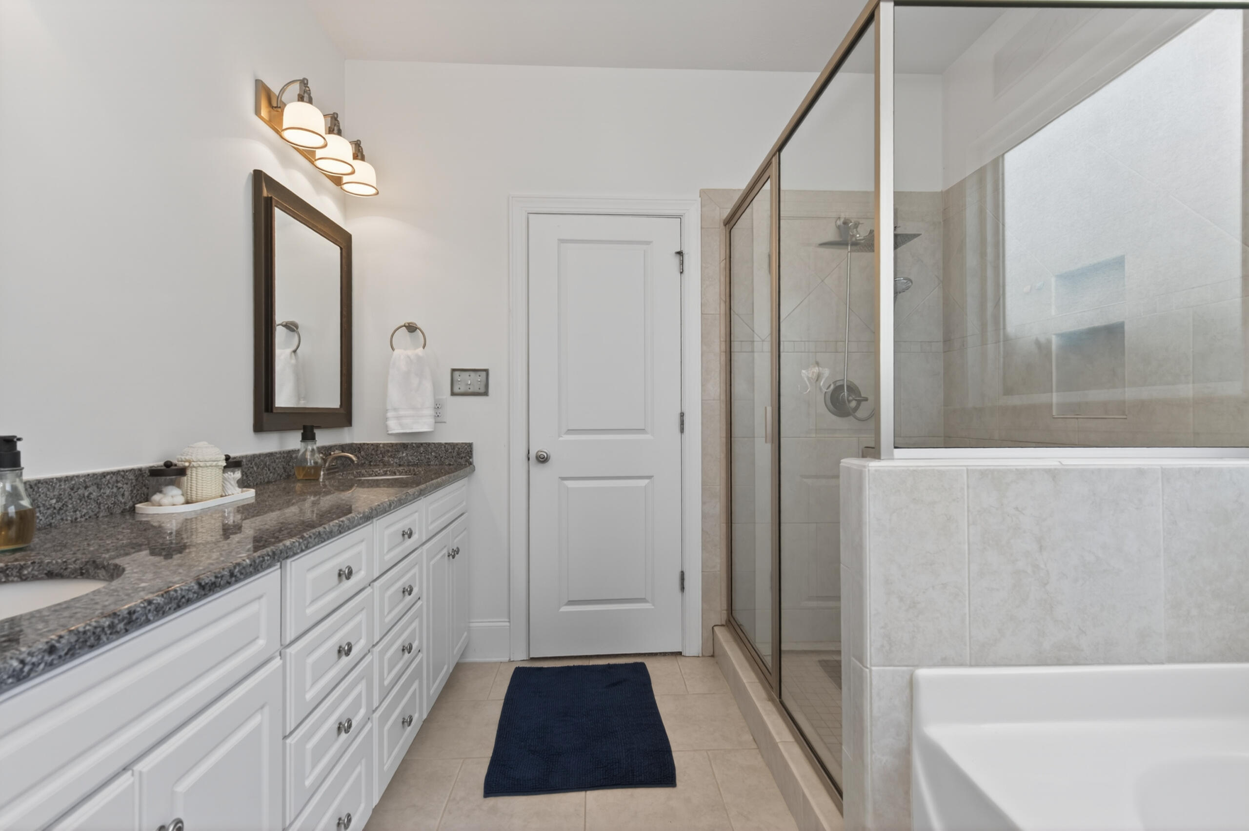 5126 Pickering Point