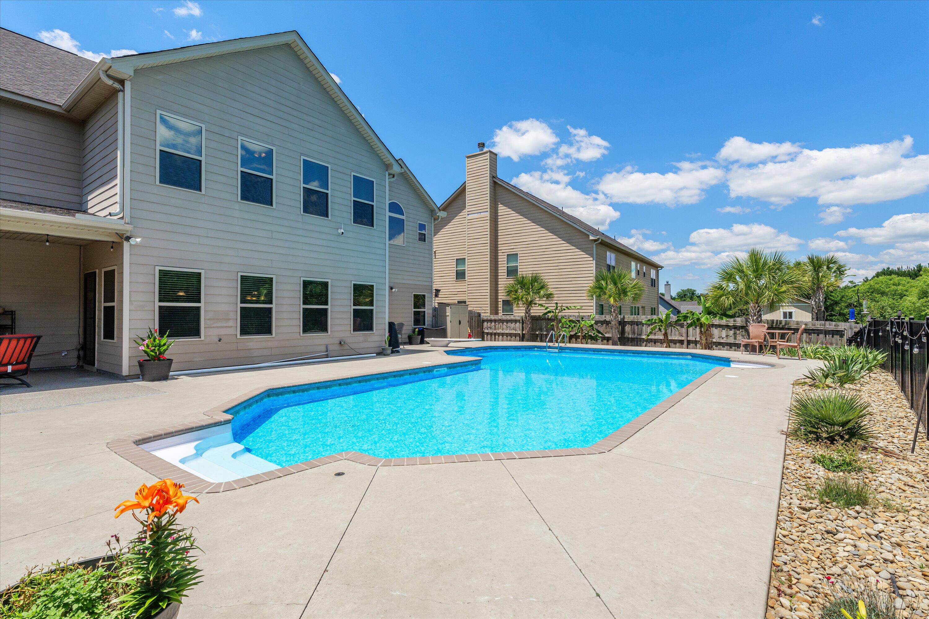 109 Broadleaf Trail