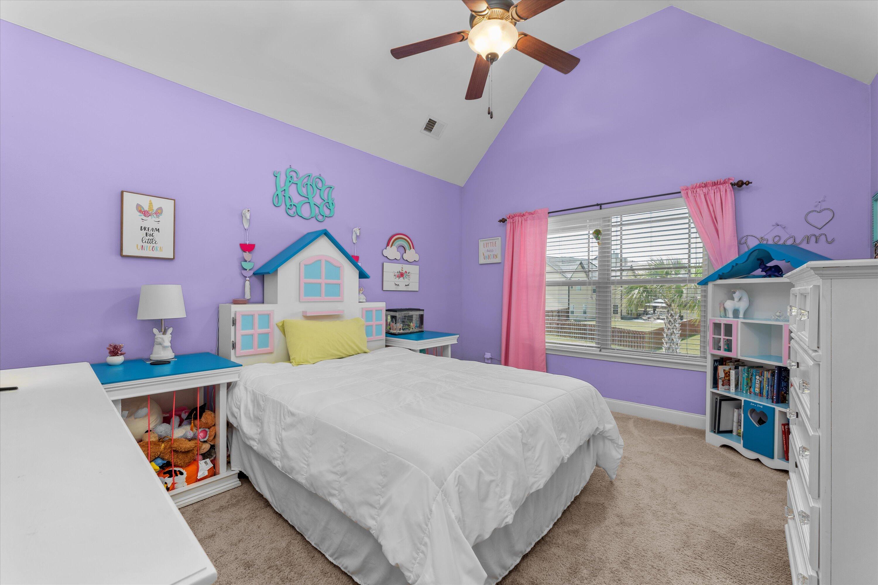 109 Broadleaf Trail