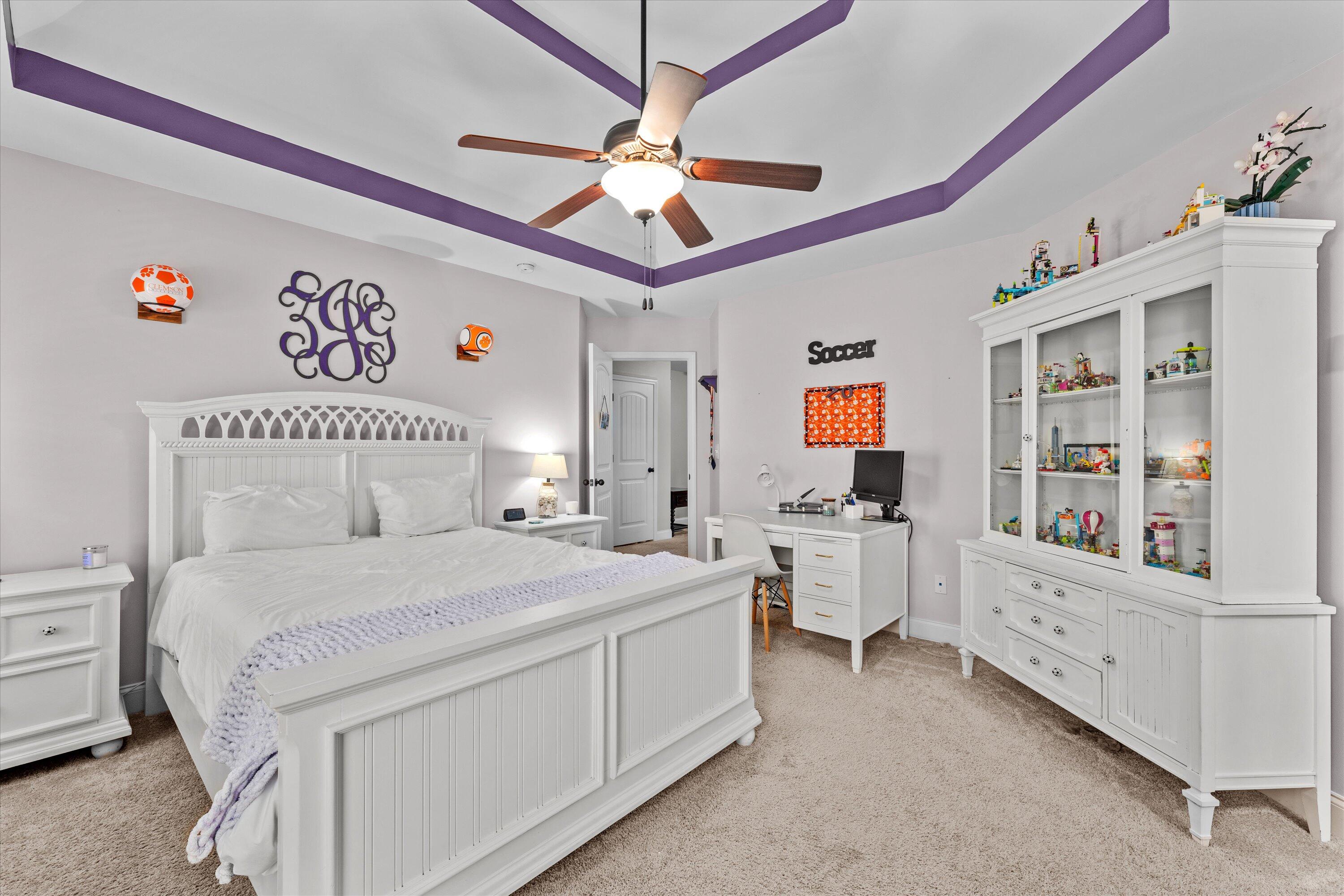 109 Broadleaf Trail