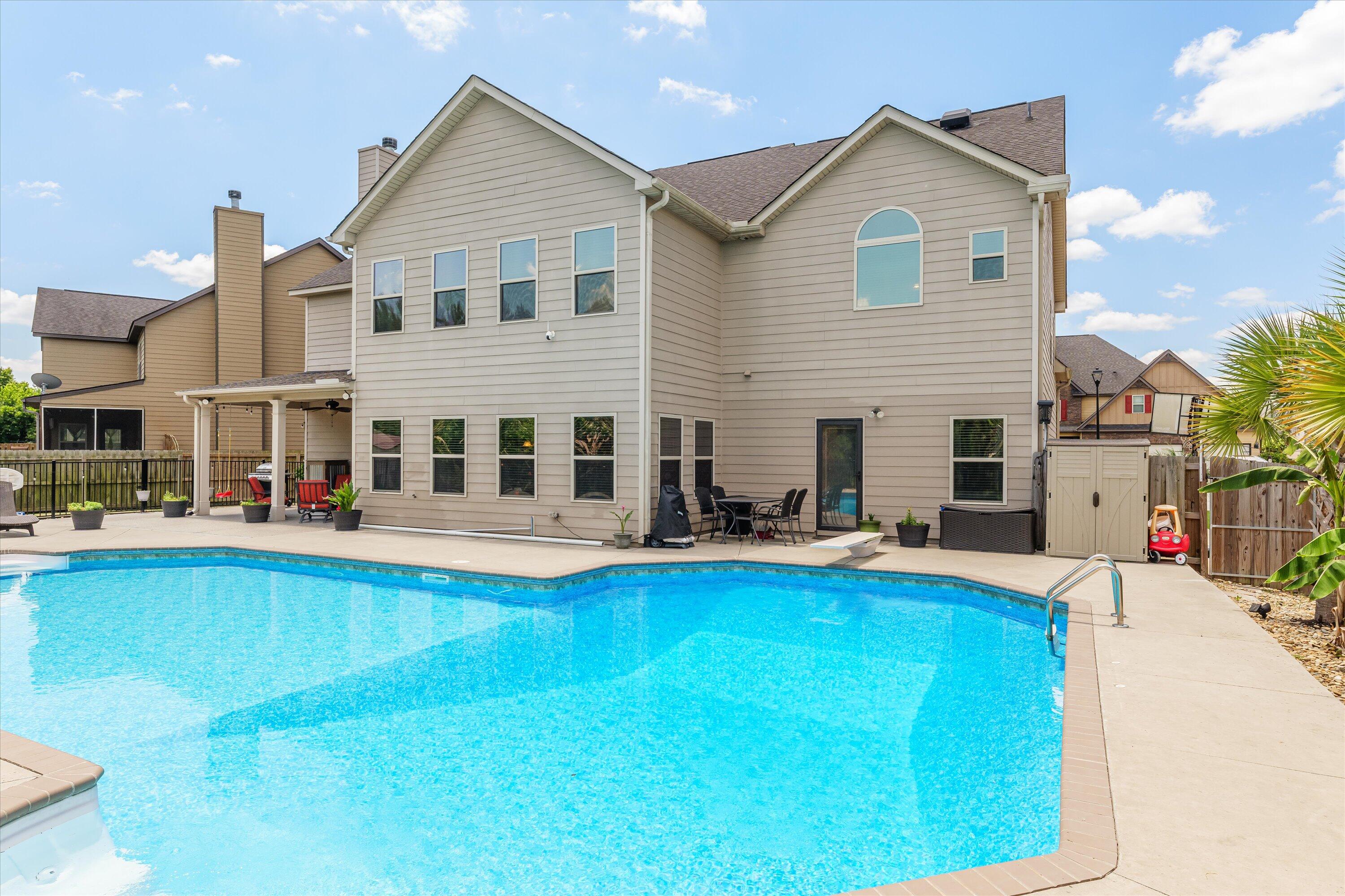 109 Broadleaf Trail
