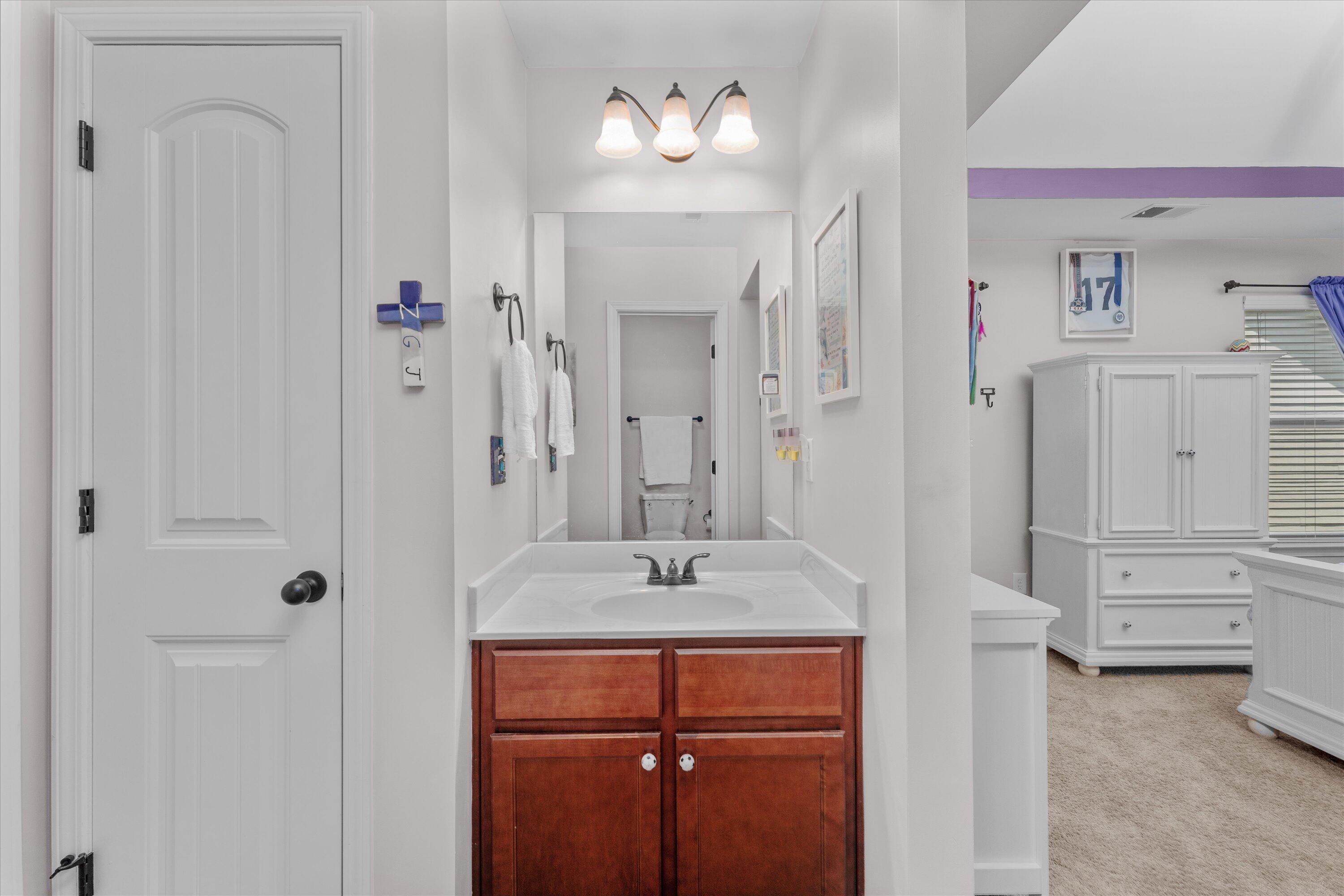 109 Broadleaf Trail