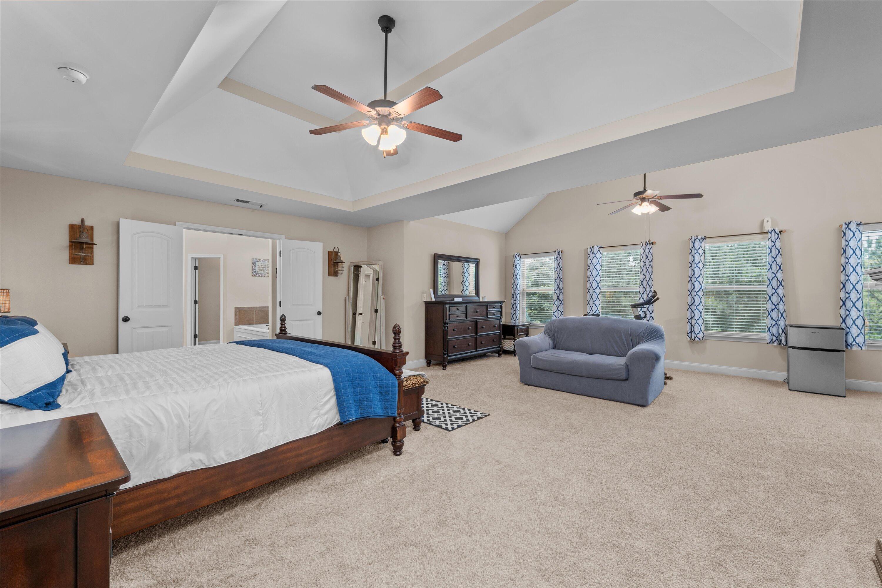 109 Broadleaf Trail