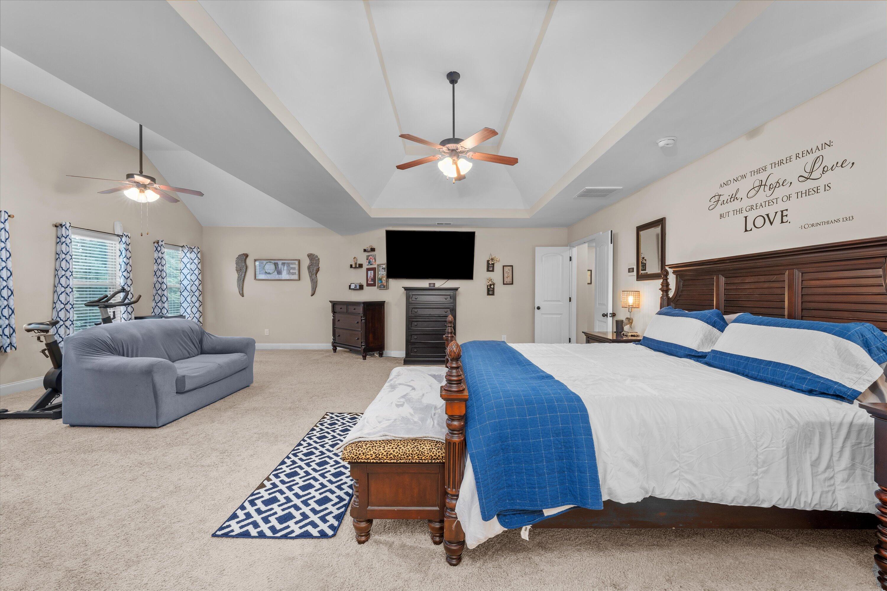 109 Broadleaf Trail