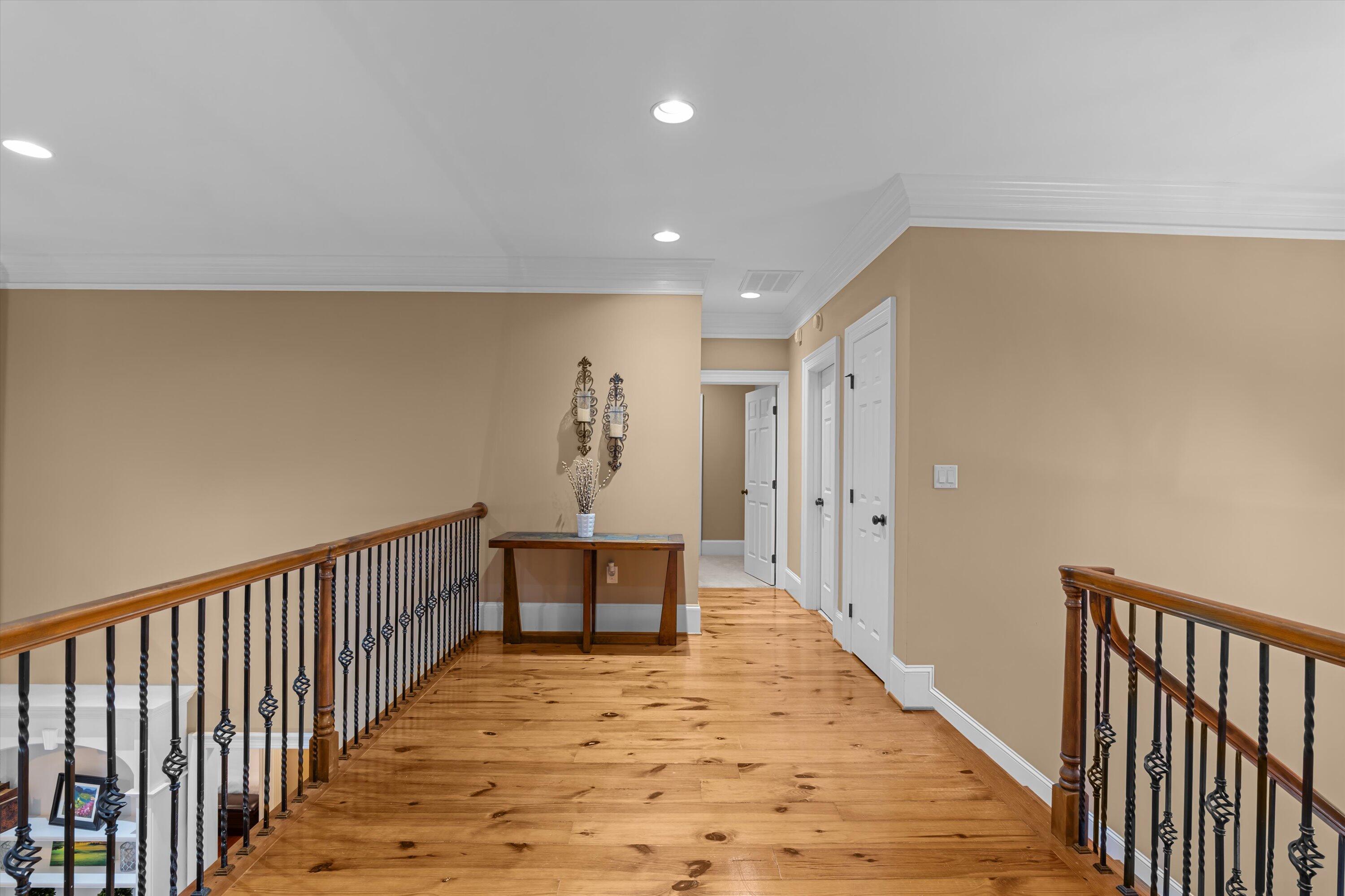 1013 Emerald Place