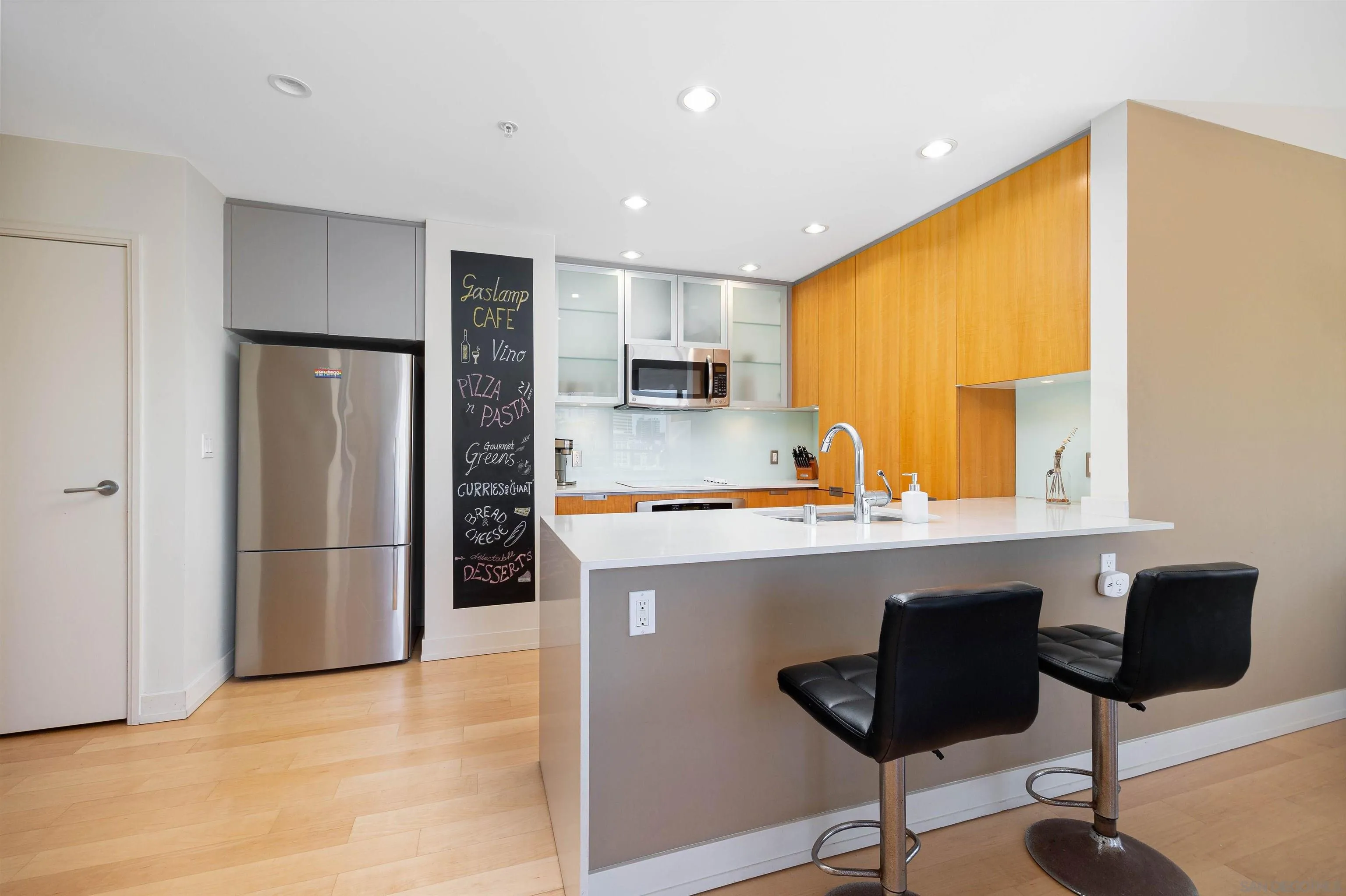 575 6th Ave Unit 1110