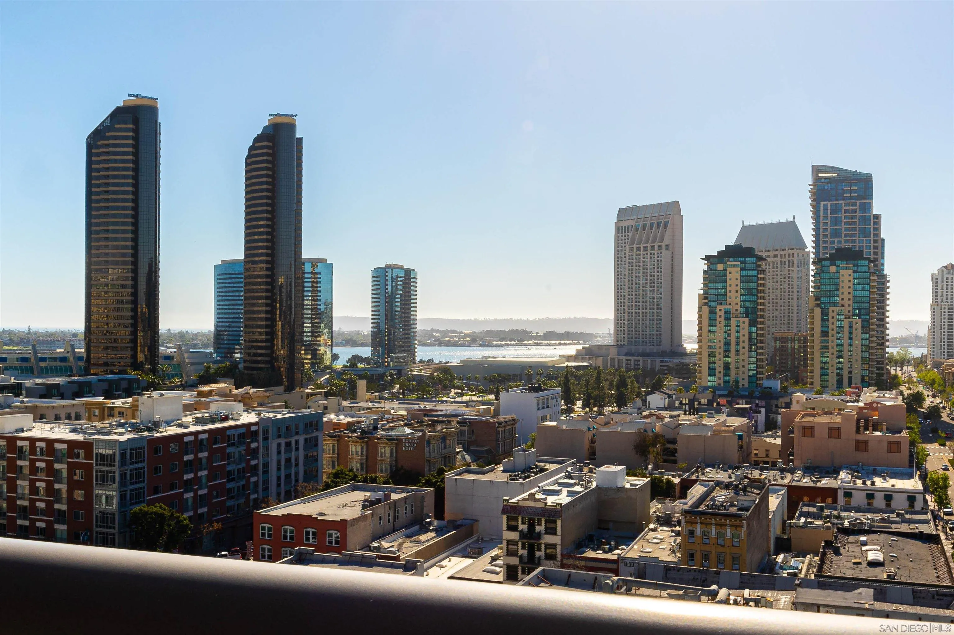 575 6th Ave Unit 1110