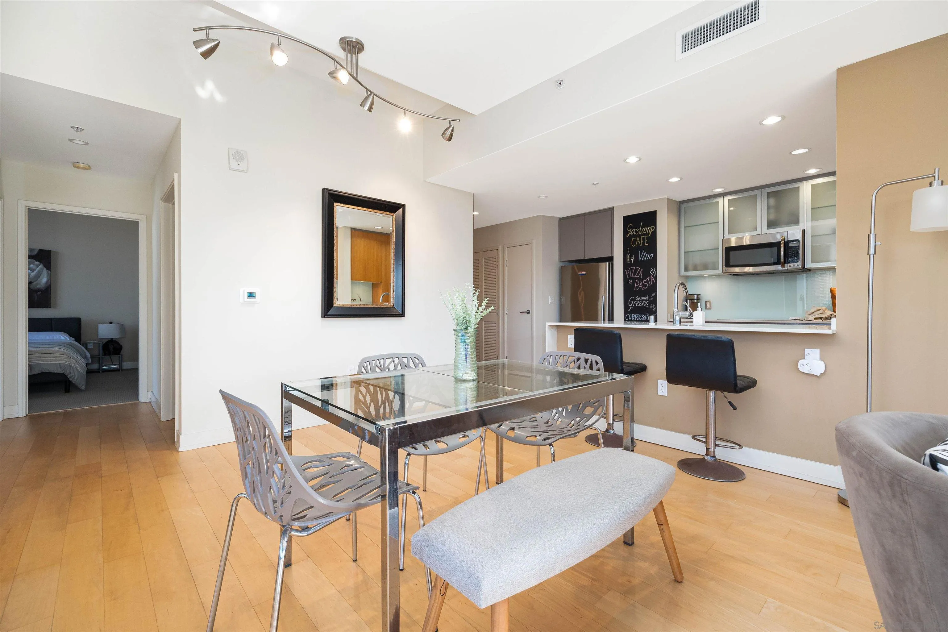 575 6th Ave Unit 1110