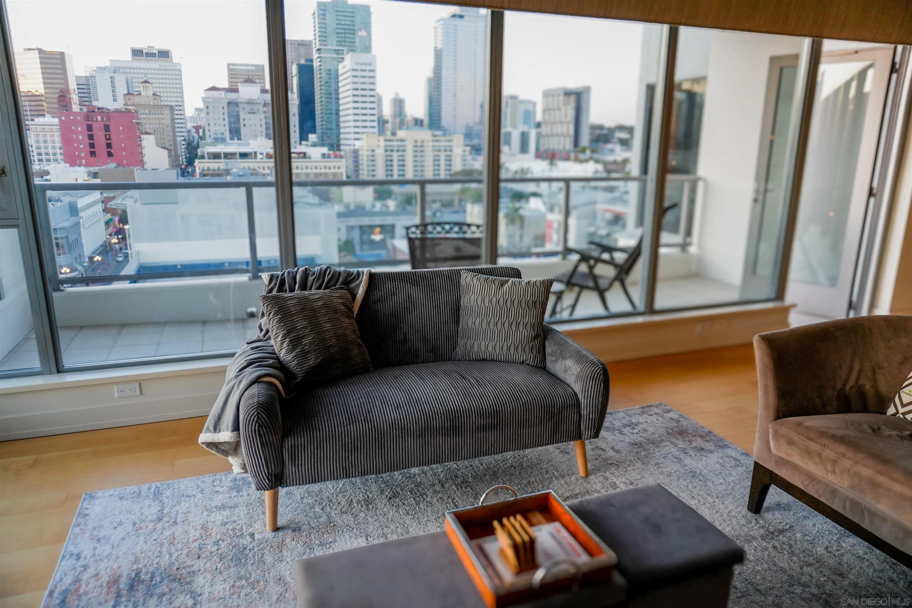 575 6th Ave Unit 1110