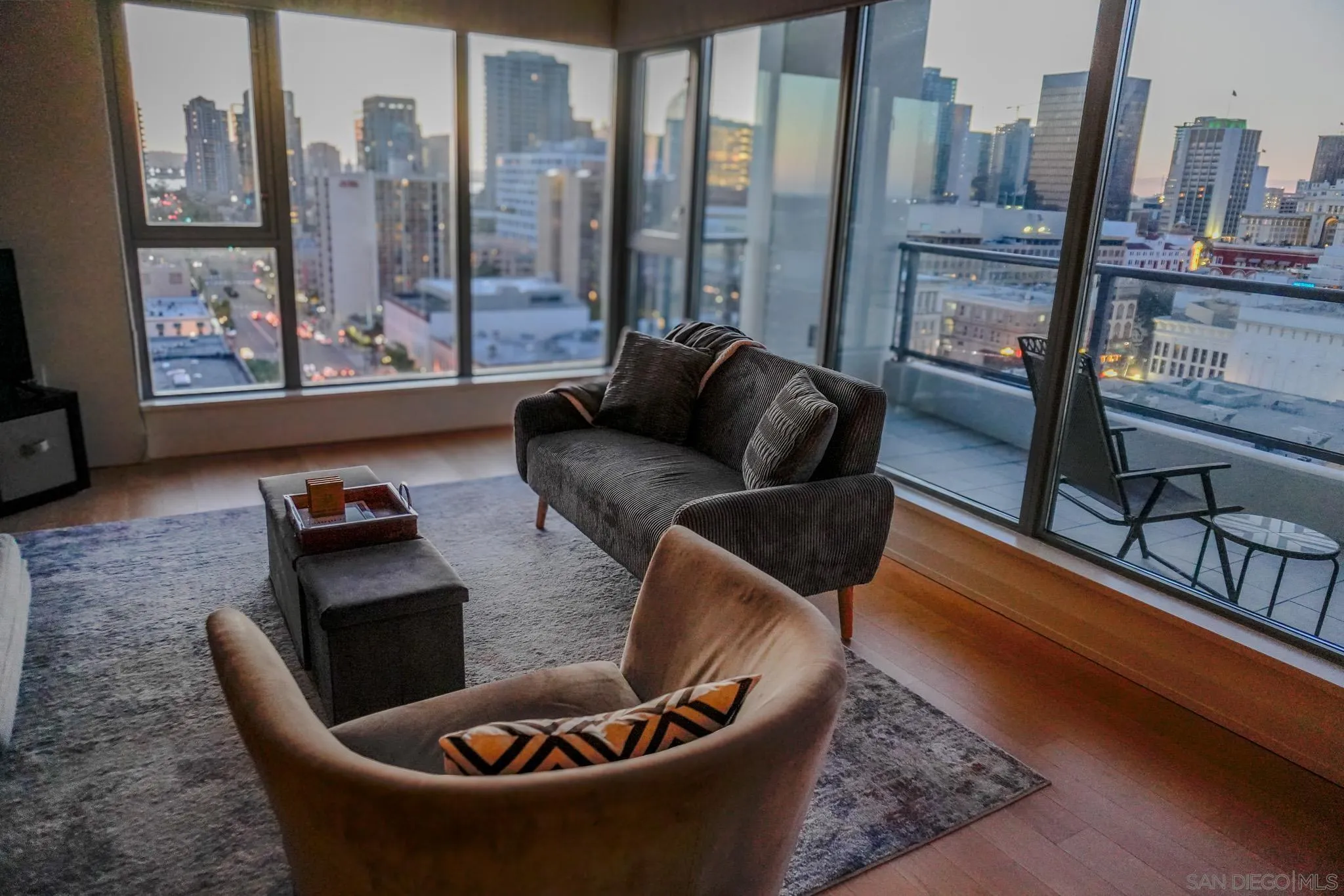 575 6th Ave Unit 1110