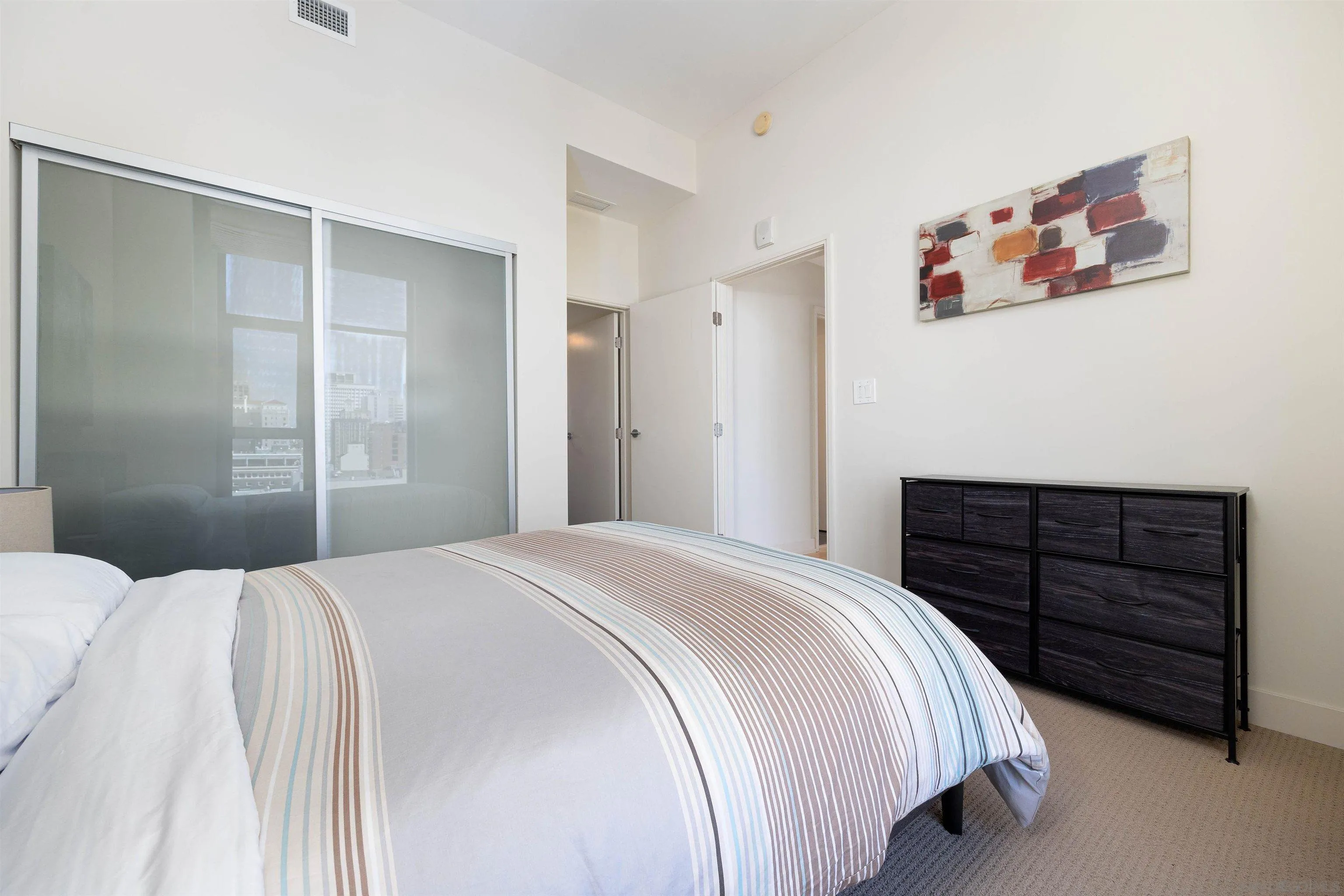 575 6th Ave Unit 1110