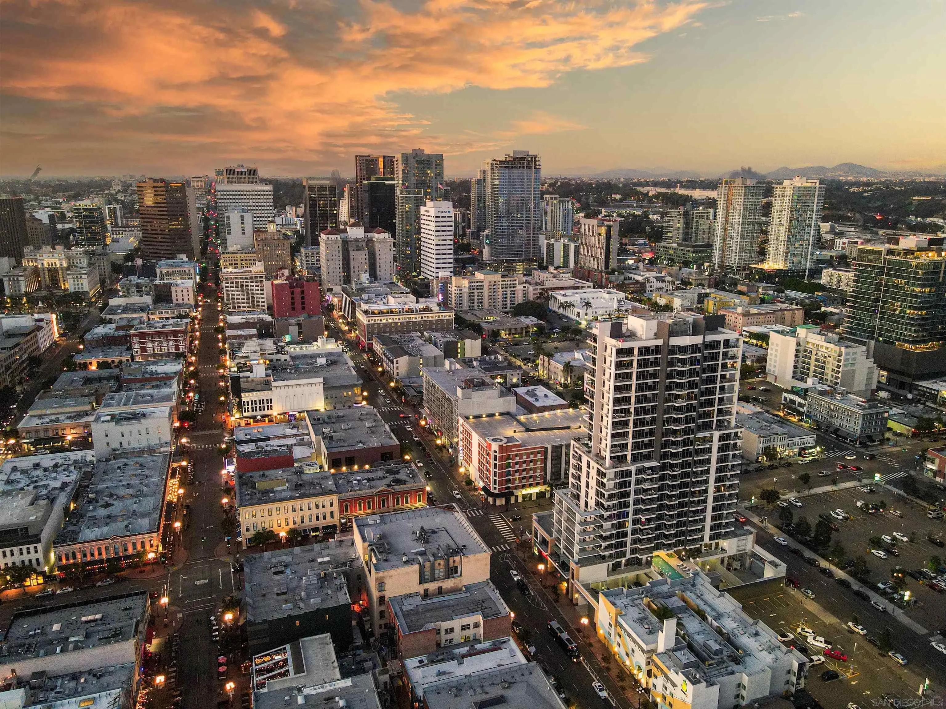 575 6th Ave Unit 1110