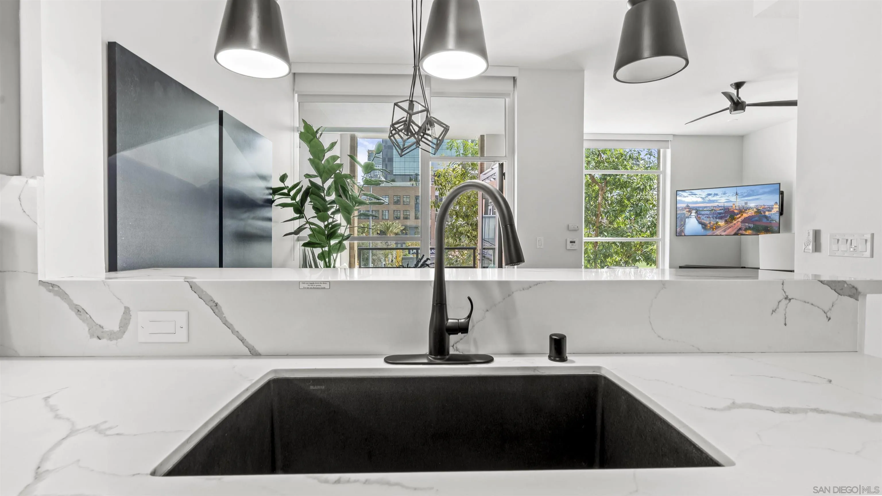 325 7th Ave Unit 215