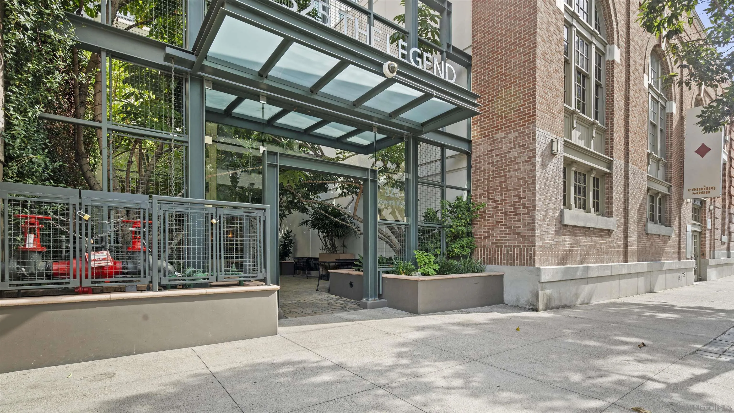 325 7th Ave Unit 215