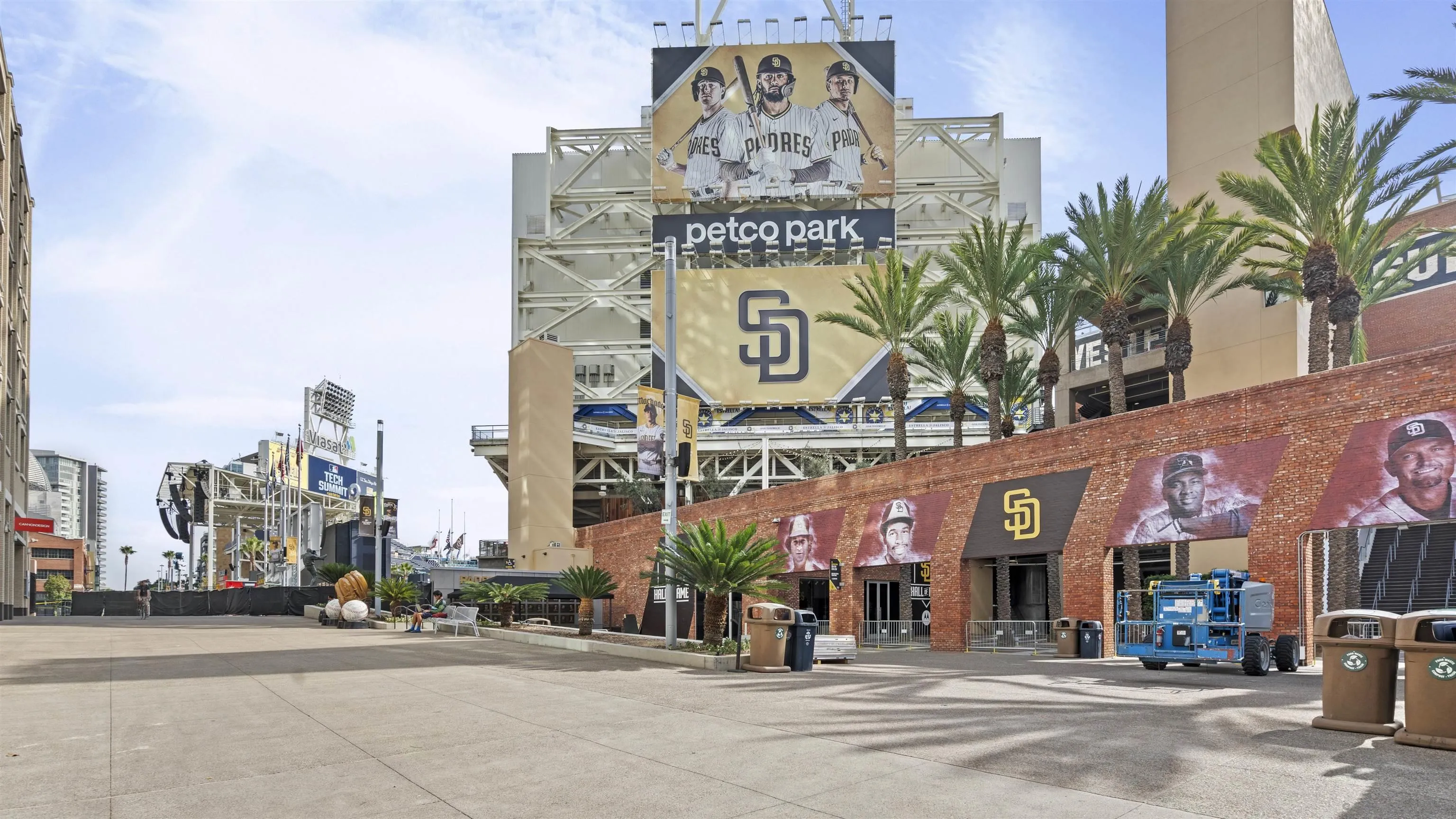 325 7th Ave Unit 215