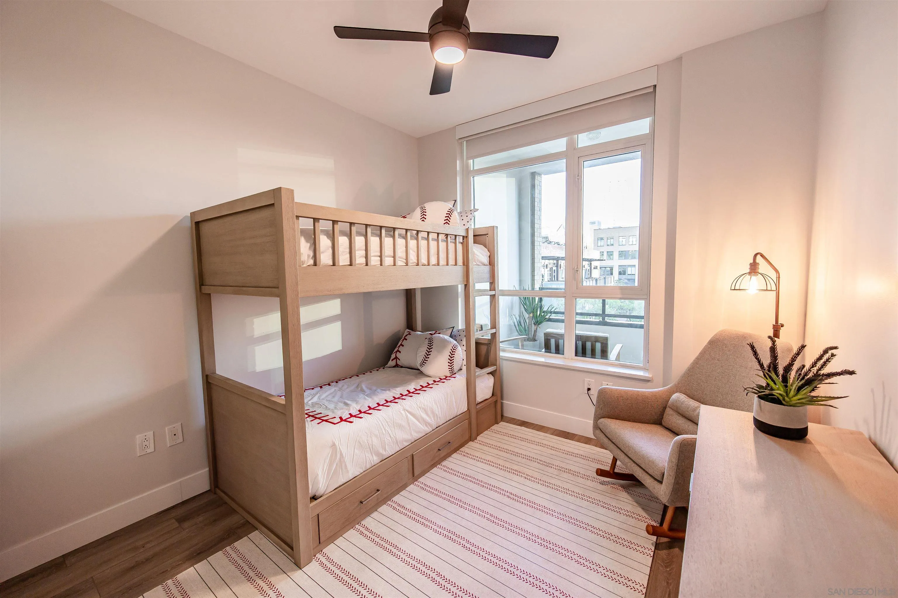 325 7th Ave Unit 215