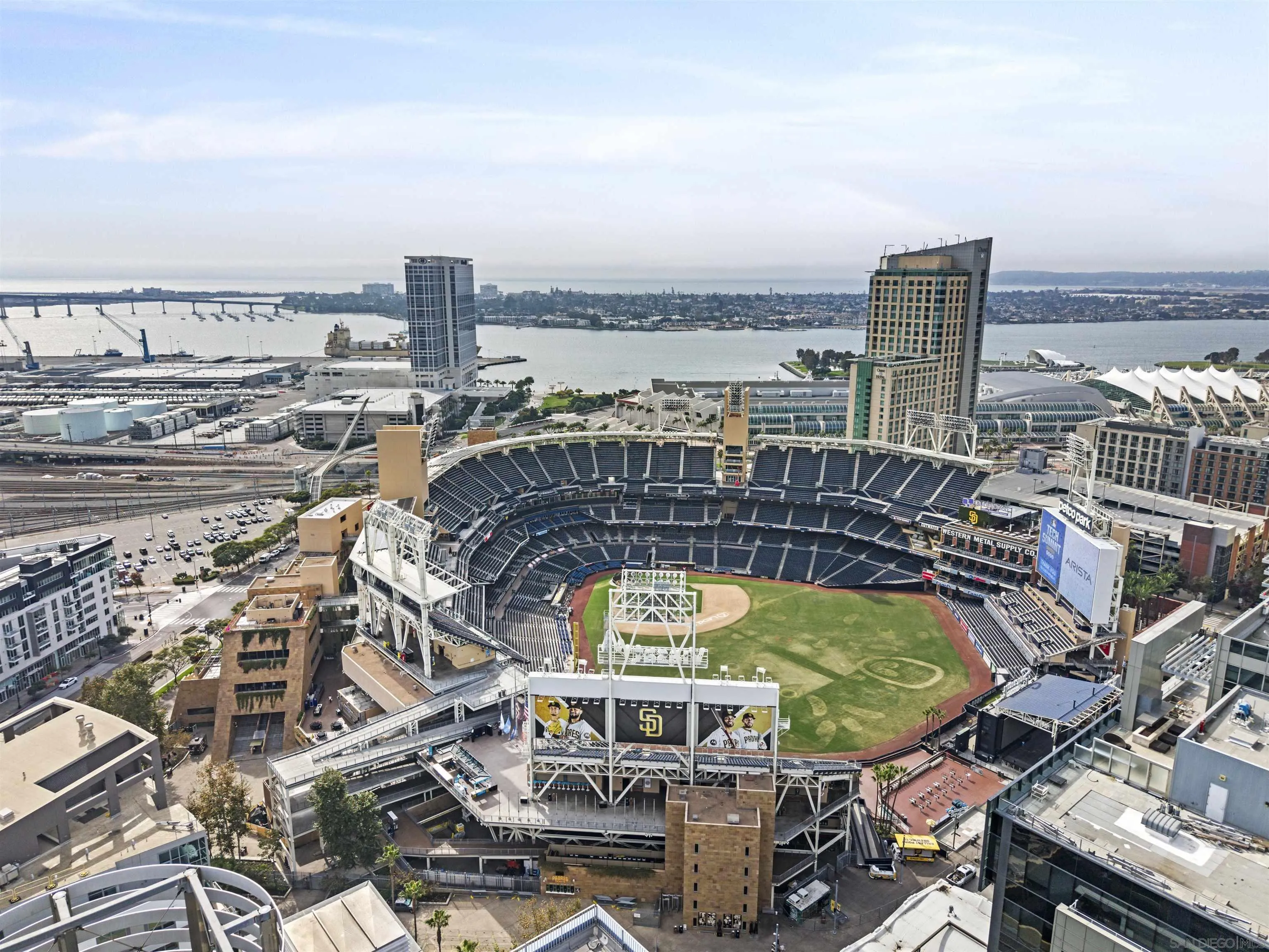 325 7th Ave Unit 215