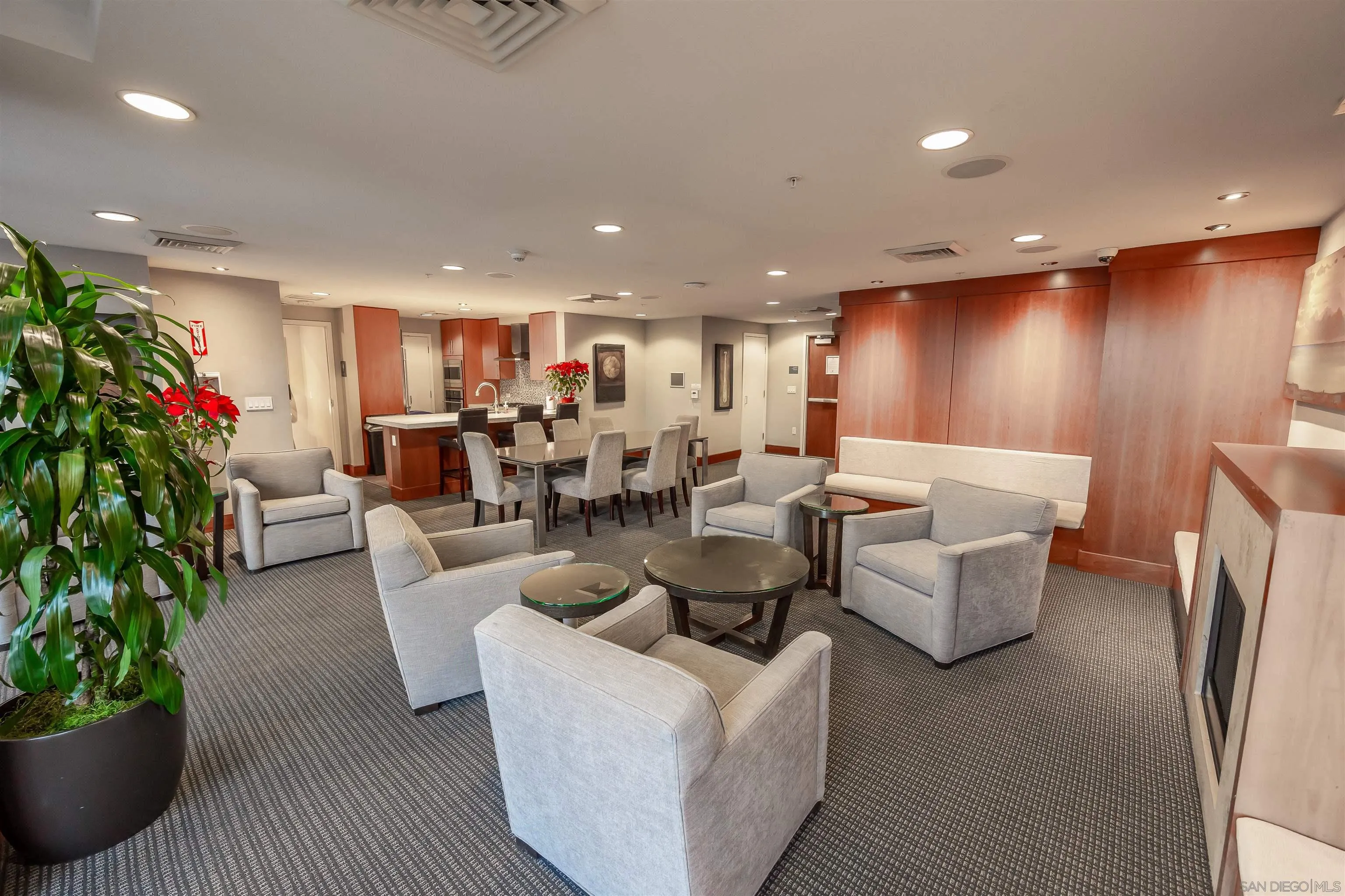 325 7th Ave Unit 215