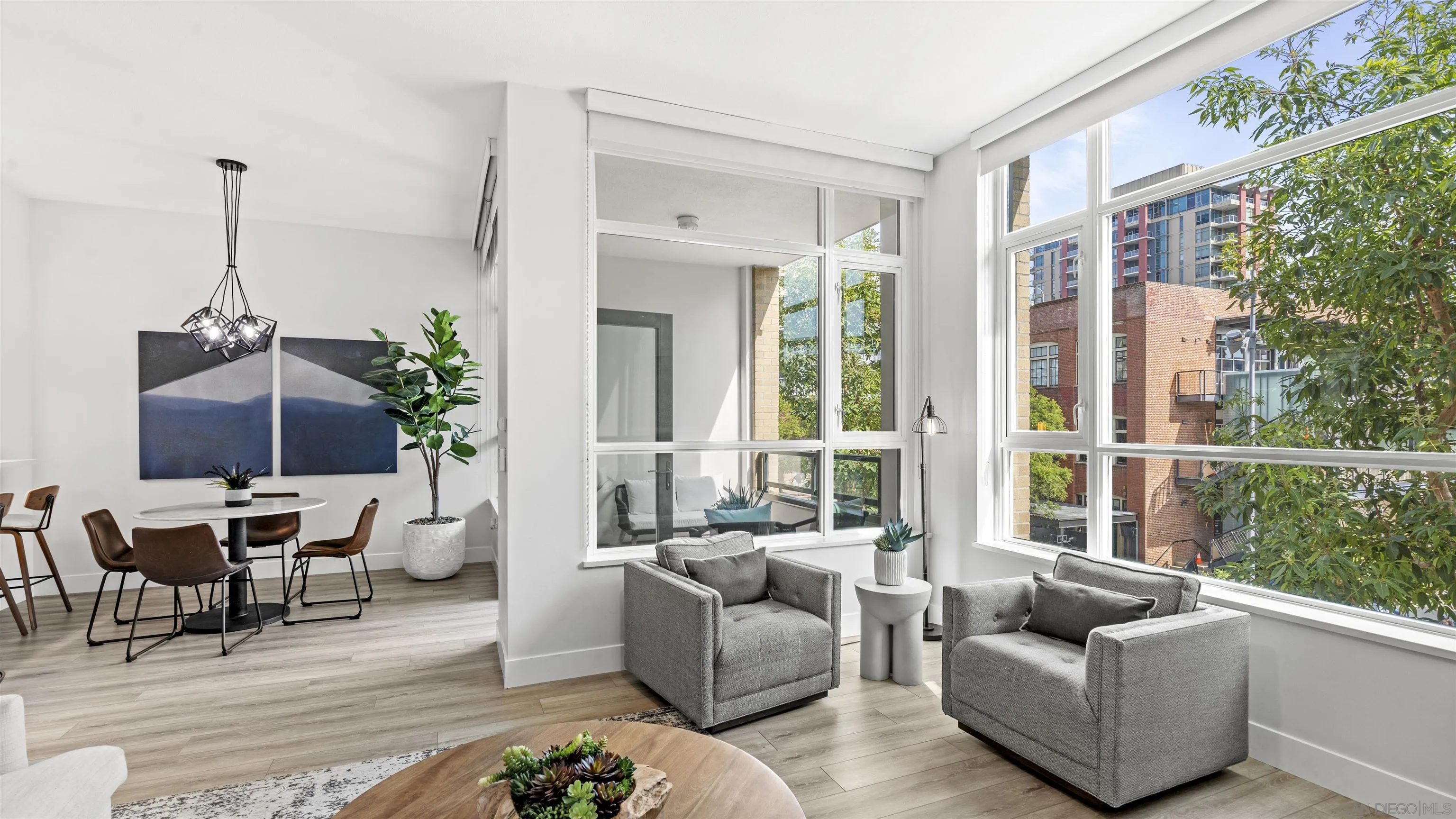 325 7th Ave Unit 215