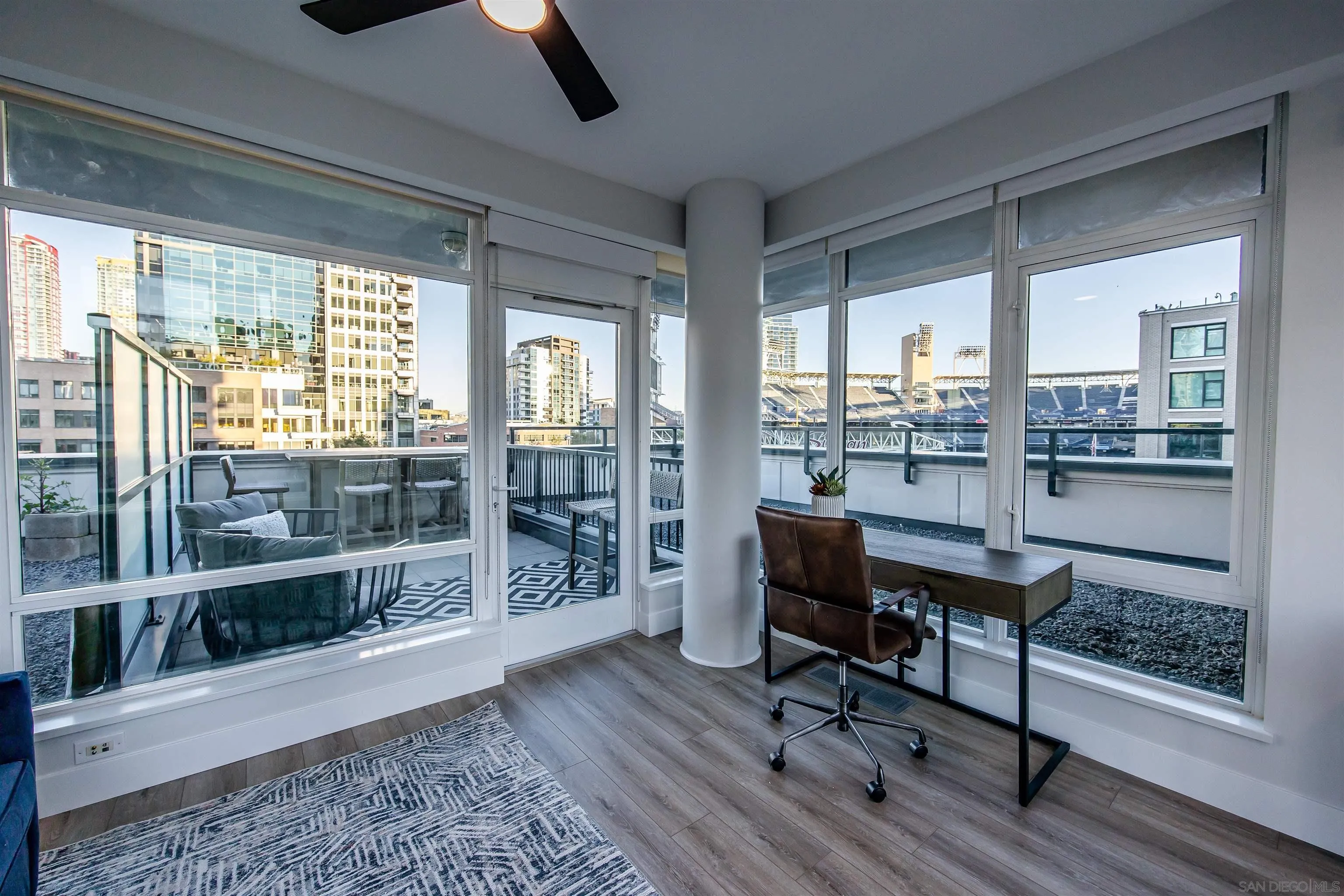 325 7th Ave Unit 215