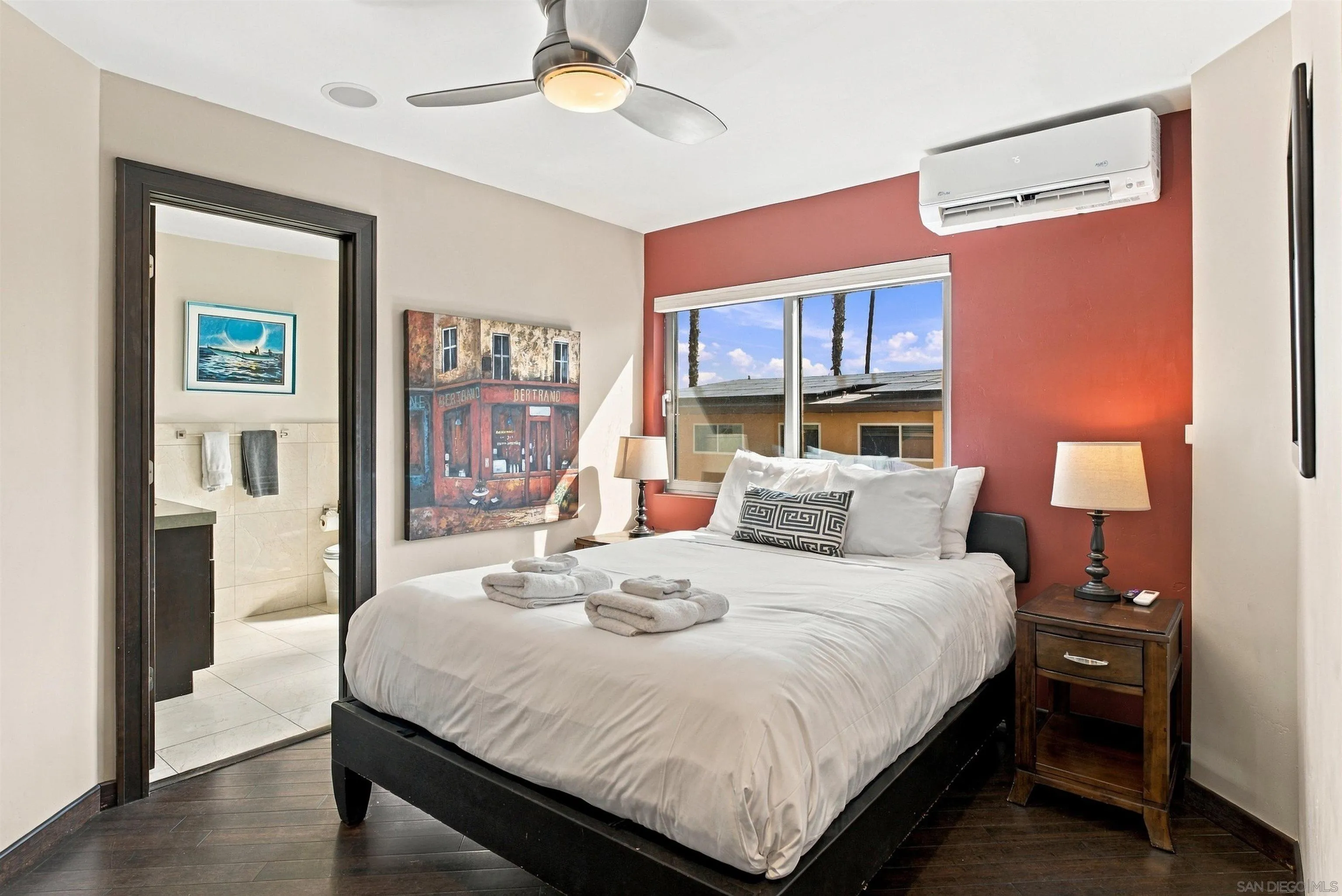 3958-60 Bayside Walk