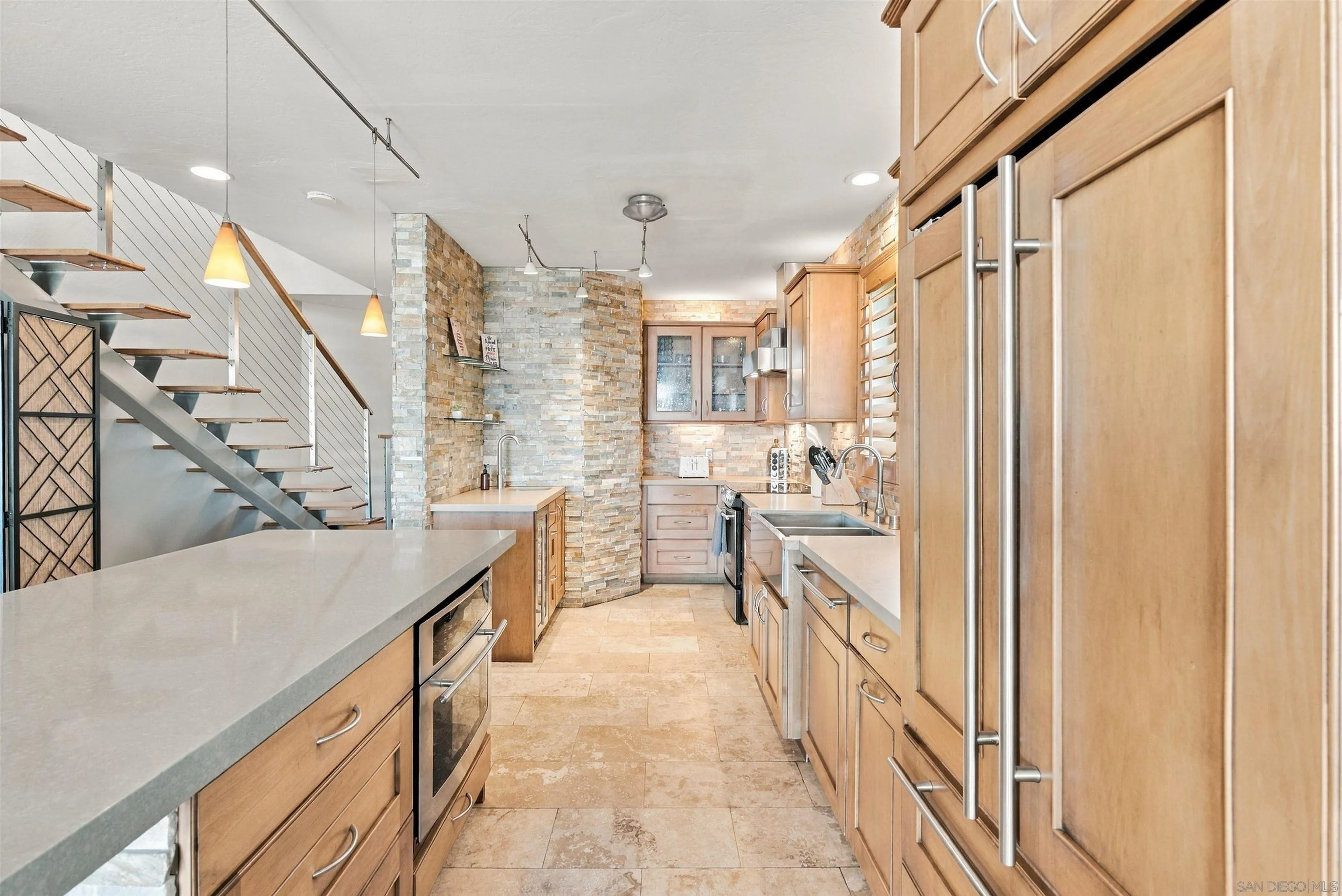 3958-60 Bayside Walk