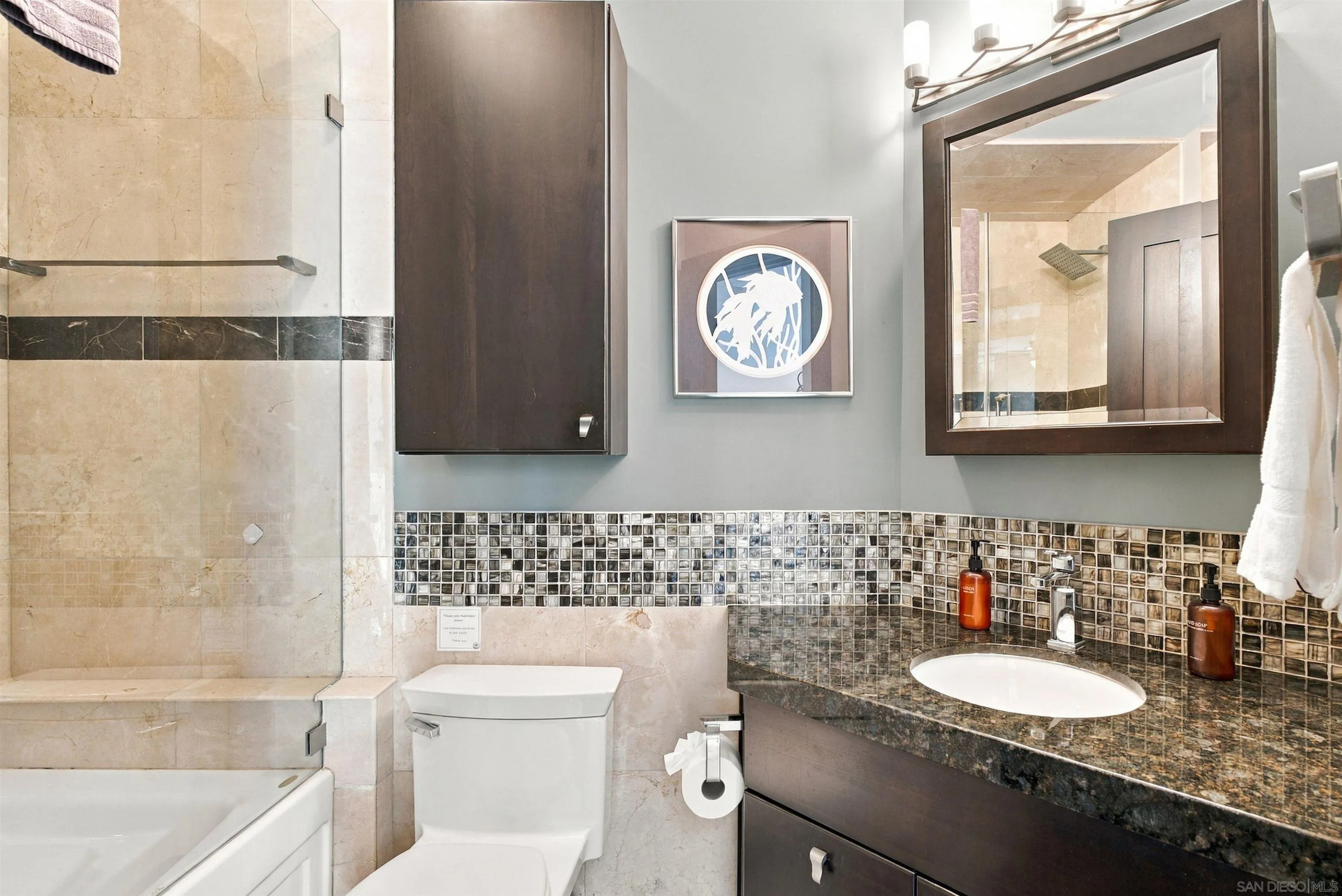 3958-60 Bayside Walk