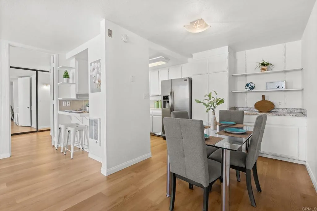 3916 Riviera Drive Unit 307