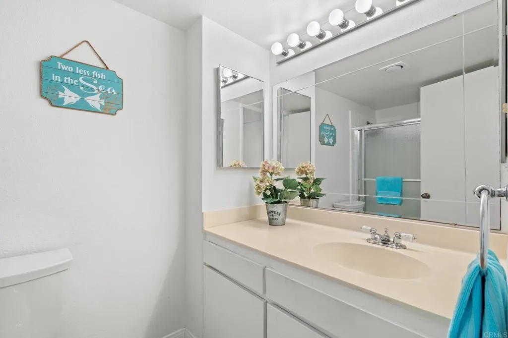 3916 Riviera Drive Unit 307