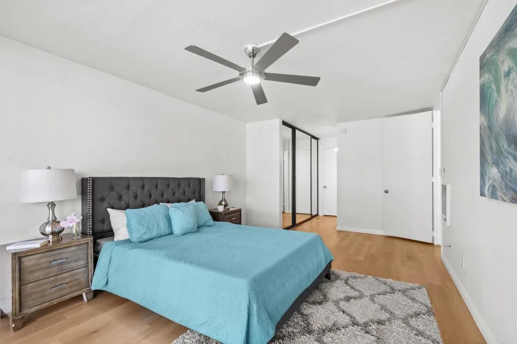 3916 Riviera Drive Unit 307