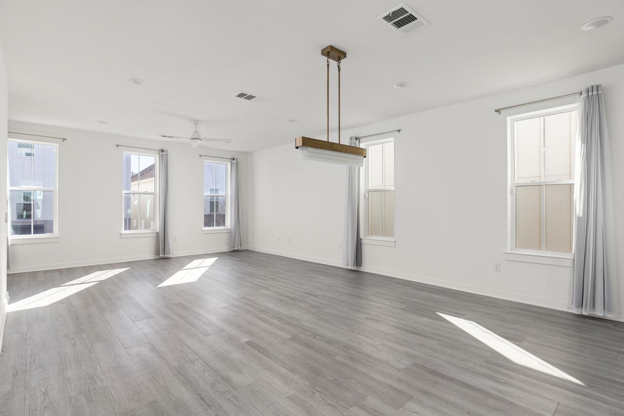 2624 Metcalfe RD # 17