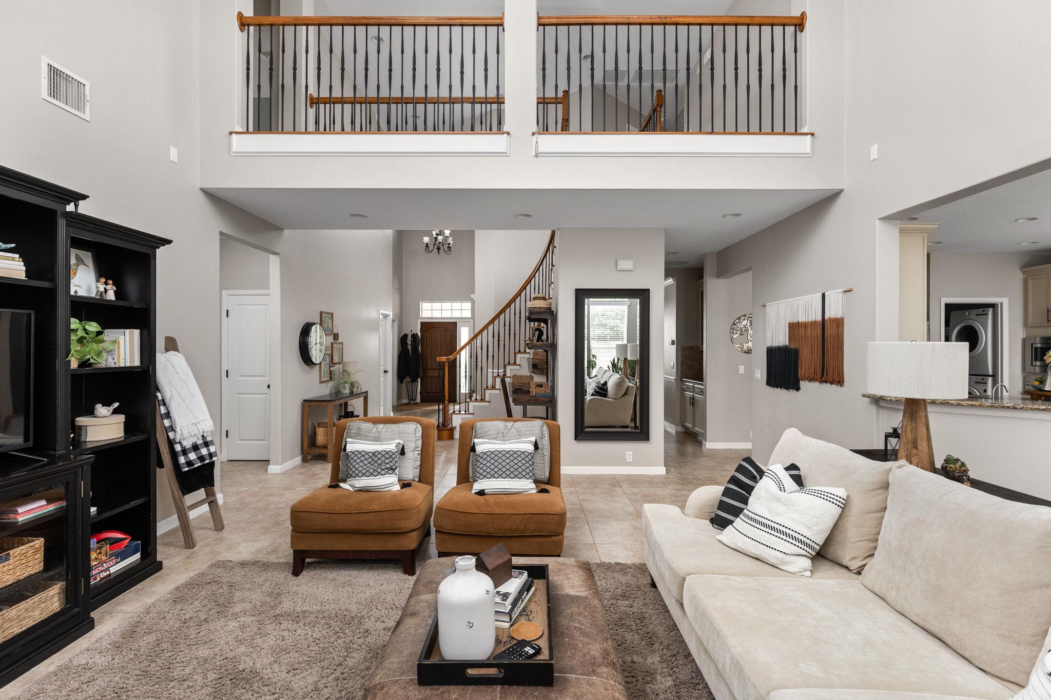 115 Desert Willow WAY