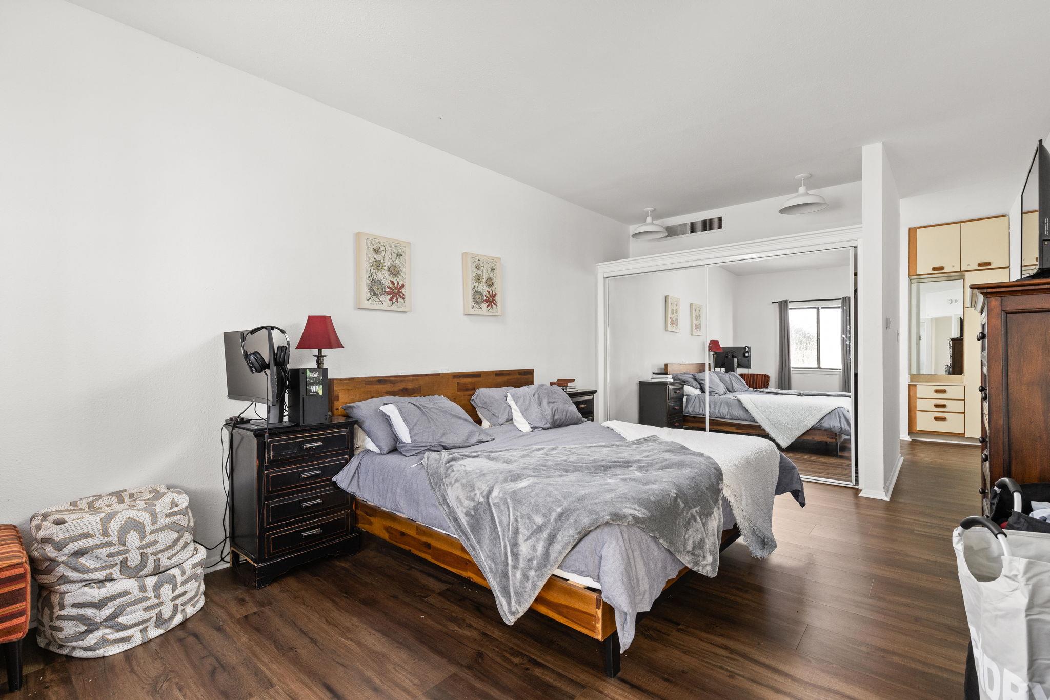 1 Crystal Springs Court CT # H